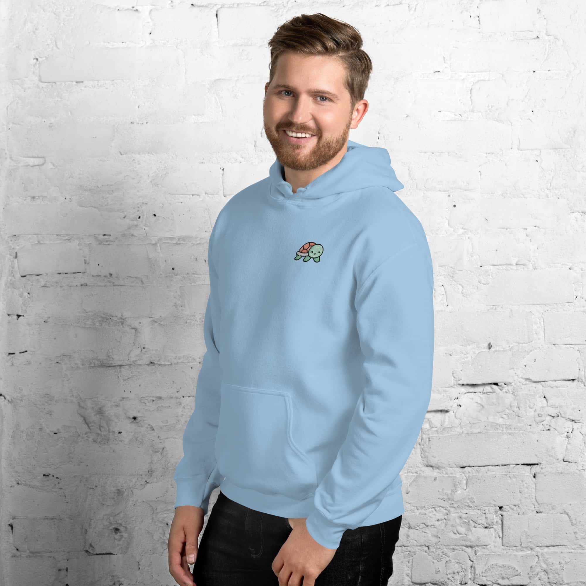 Felpa Ricamata Unisex con Cappuccio – Morbida – Design Tartarughina-Biiply