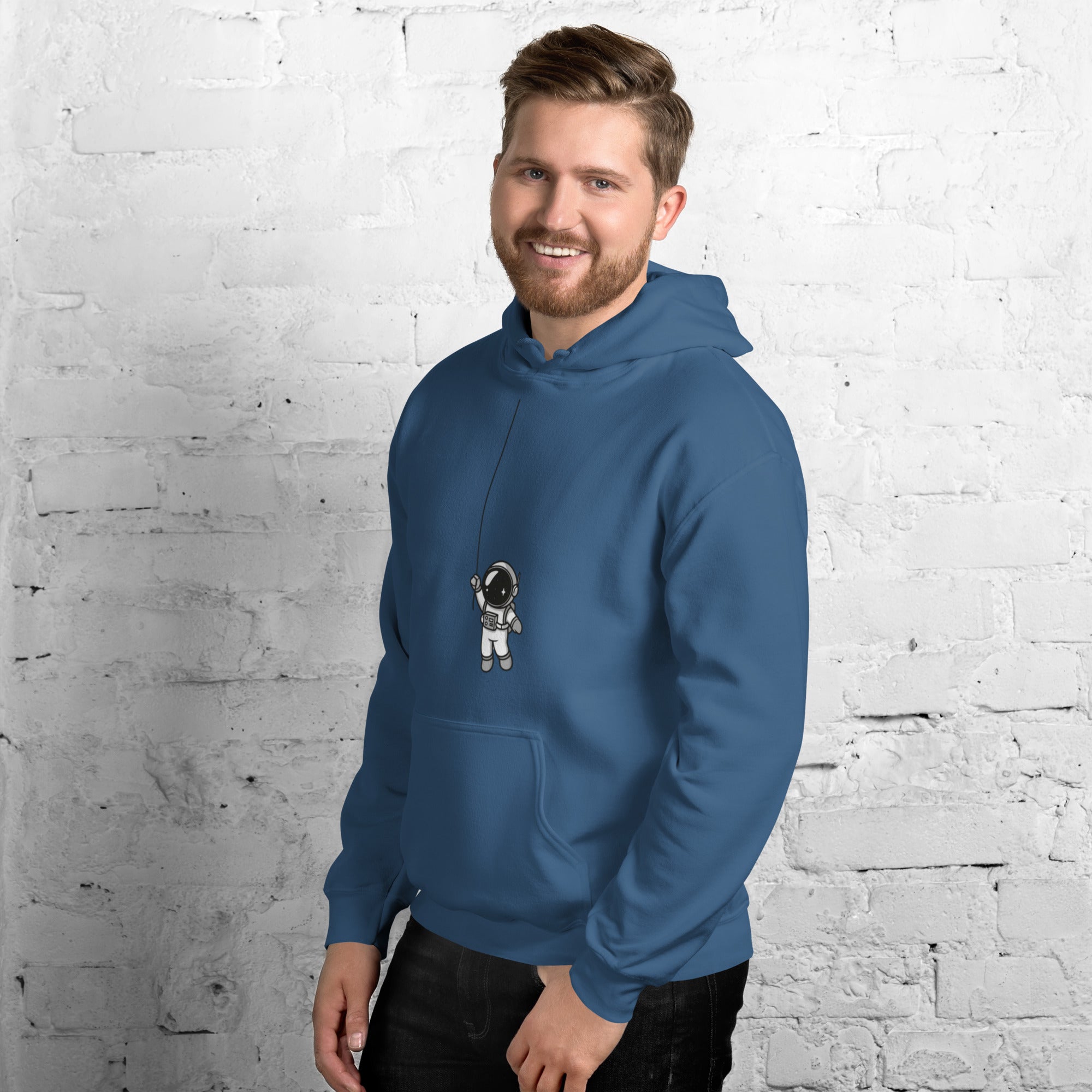 Felpa Stampata Unisex con Cappuccio – Morbida – Design Astronauta Appeso-Biiply