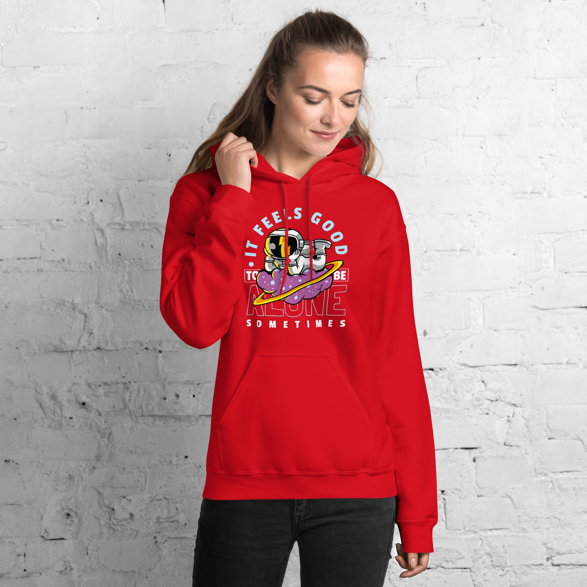 Felpa Stampata Unisex con Cappuccio – Morbida – Design It Feels Good To Be Alone-Biiply