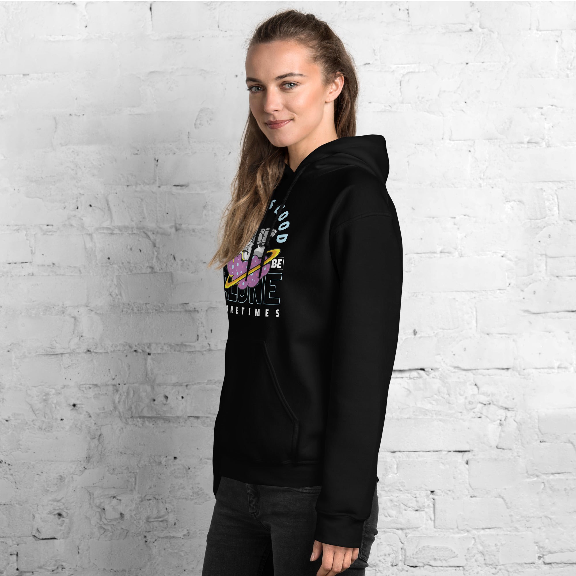 Felpa Stampata Unisex con Cappuccio – Morbida – Design It Feels Good To Be Alone-Biiply