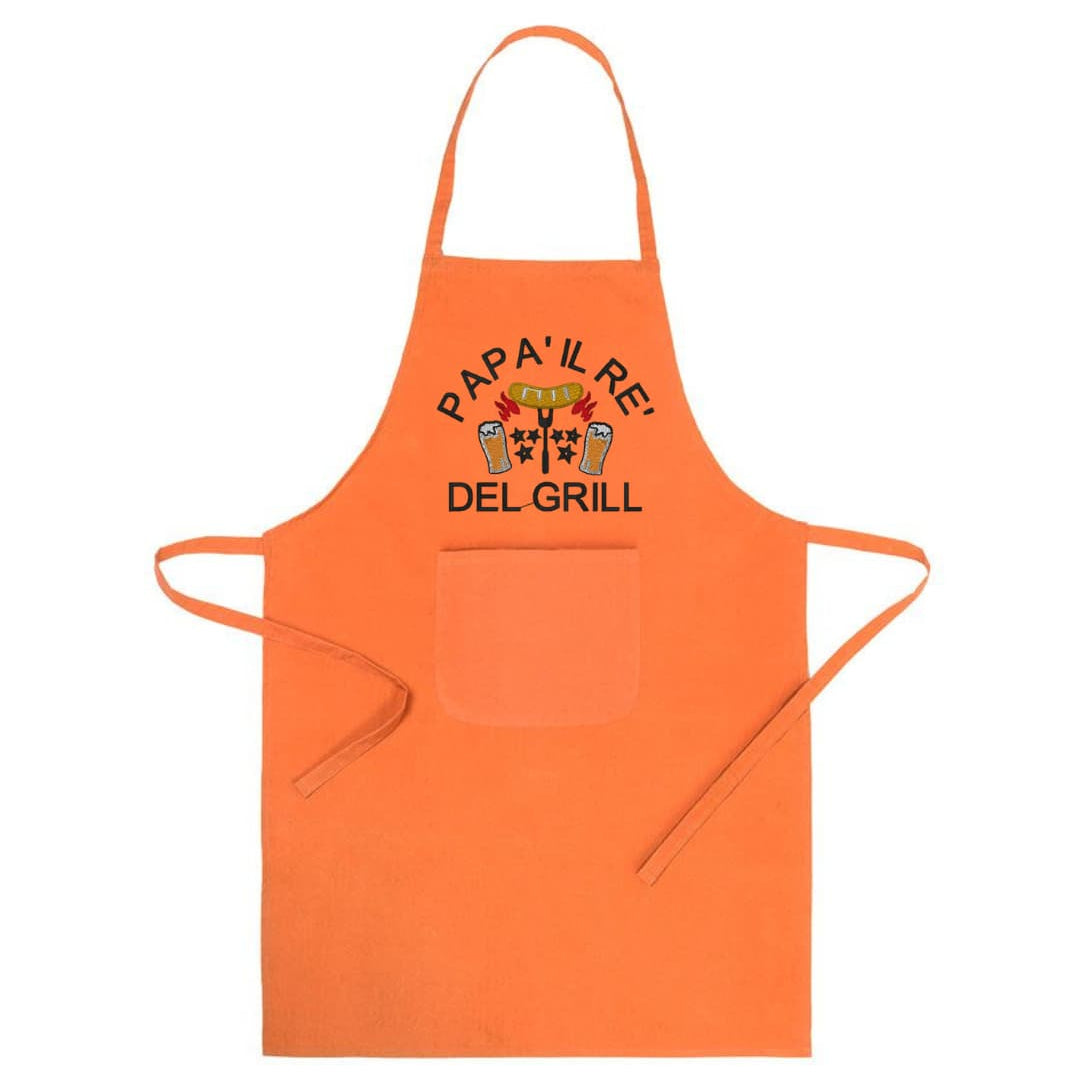 Grembiule in Cotone Riciclato o Poliestere e Cotone – Sostenibile e Pratico – Cucina e Lavoro – Design Ricamato Con scritta Papà il re del grill-Biiply
