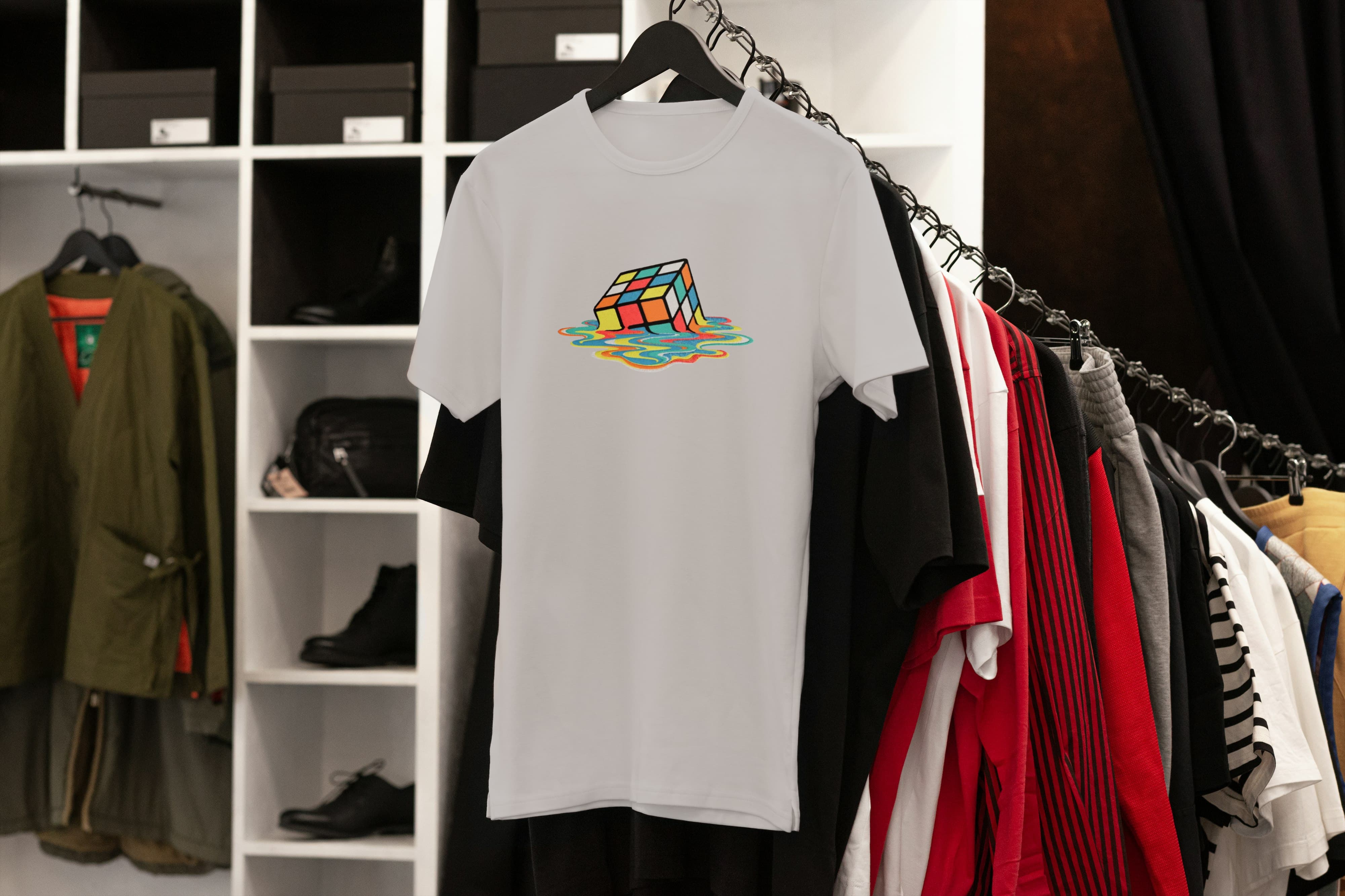 T-Shirt Unisex Ricamata 100% Cotone – Confortevole – Design Cubo di rubik che si scioglie