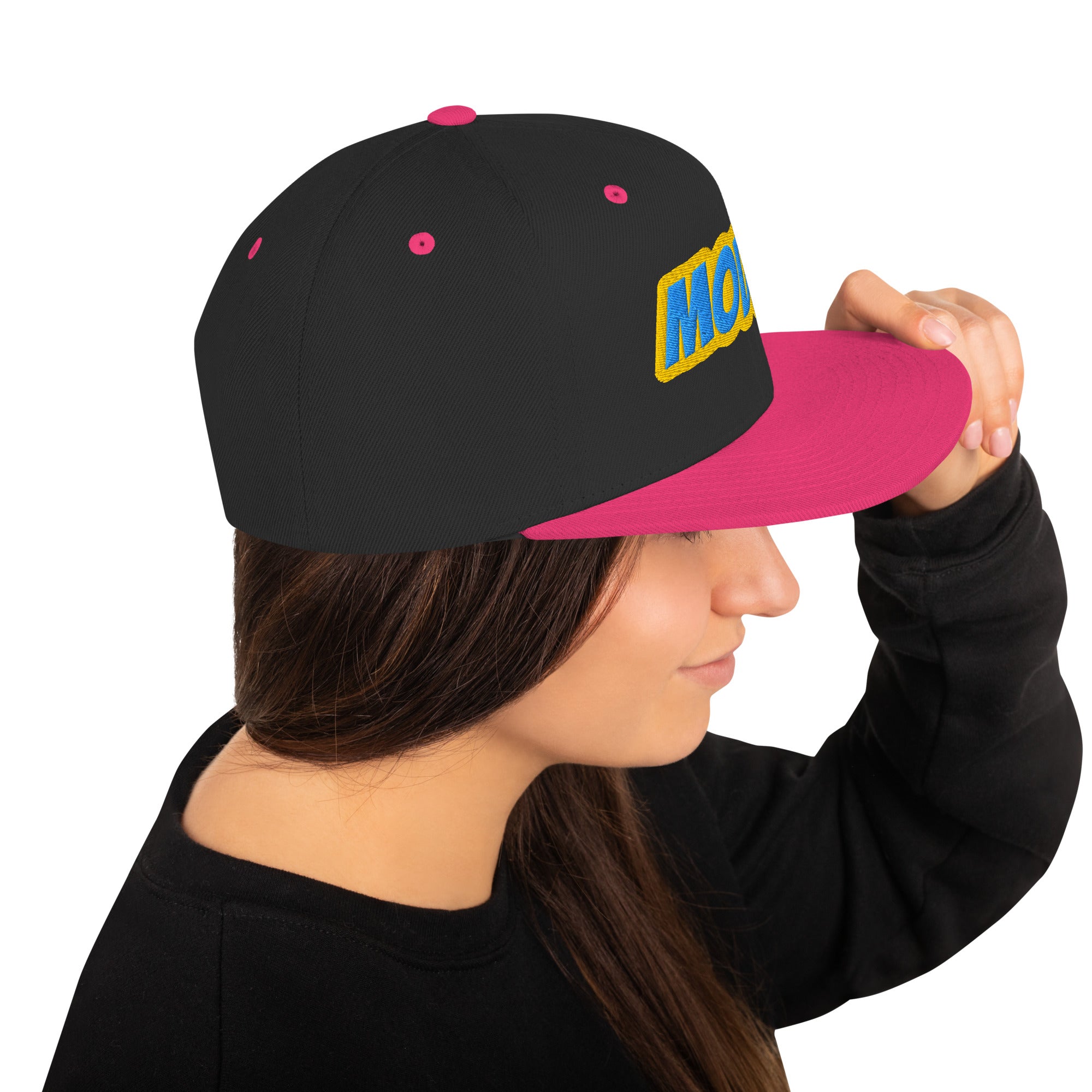 Foto di - Cappellino Ricamato unisex - Snapback regolabile in tela rigida - Modna-Ricamati-Biiply