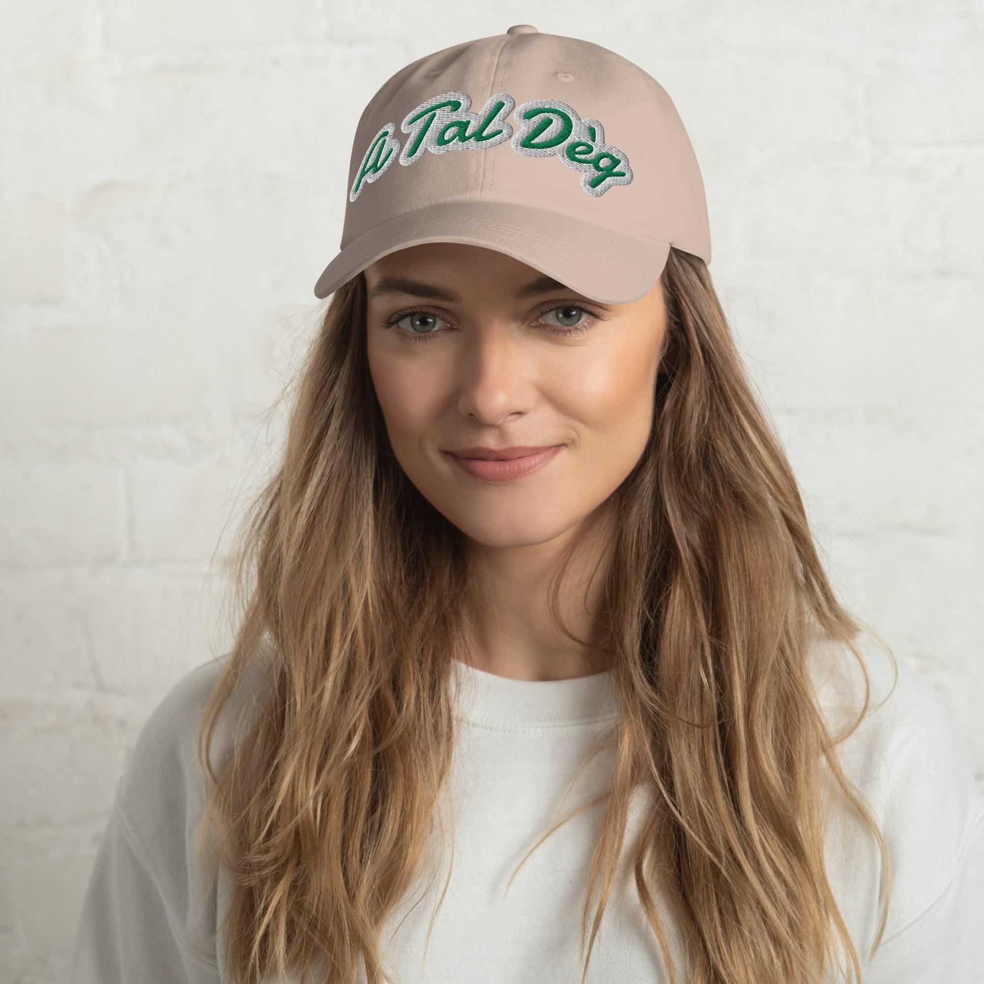 Foto di - Cappellino Ricamato unisex in cotone chino – Stile Streetwear visiera curva - A Tal Dèg-Ricamati-Biiply