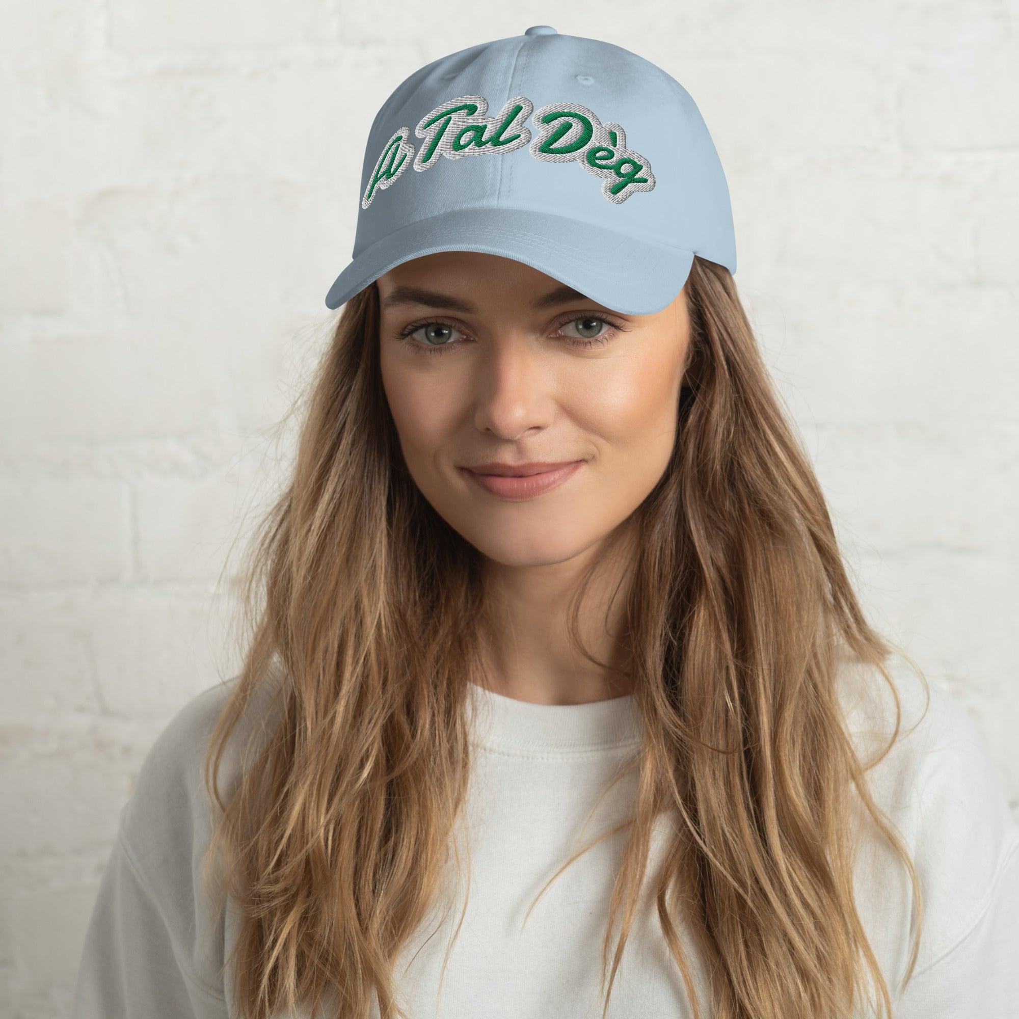 Foto di - Cappellino Ricamato unisex in cotone chino – Stile Streetwear visiera curva - A Tal Dèg-Ricamati-Biiply