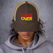 Foto di - Cappellino Ricamato unisex in cotone chino – Stile Streetwear visiera curva - Game Over-Ricamati-Biiply