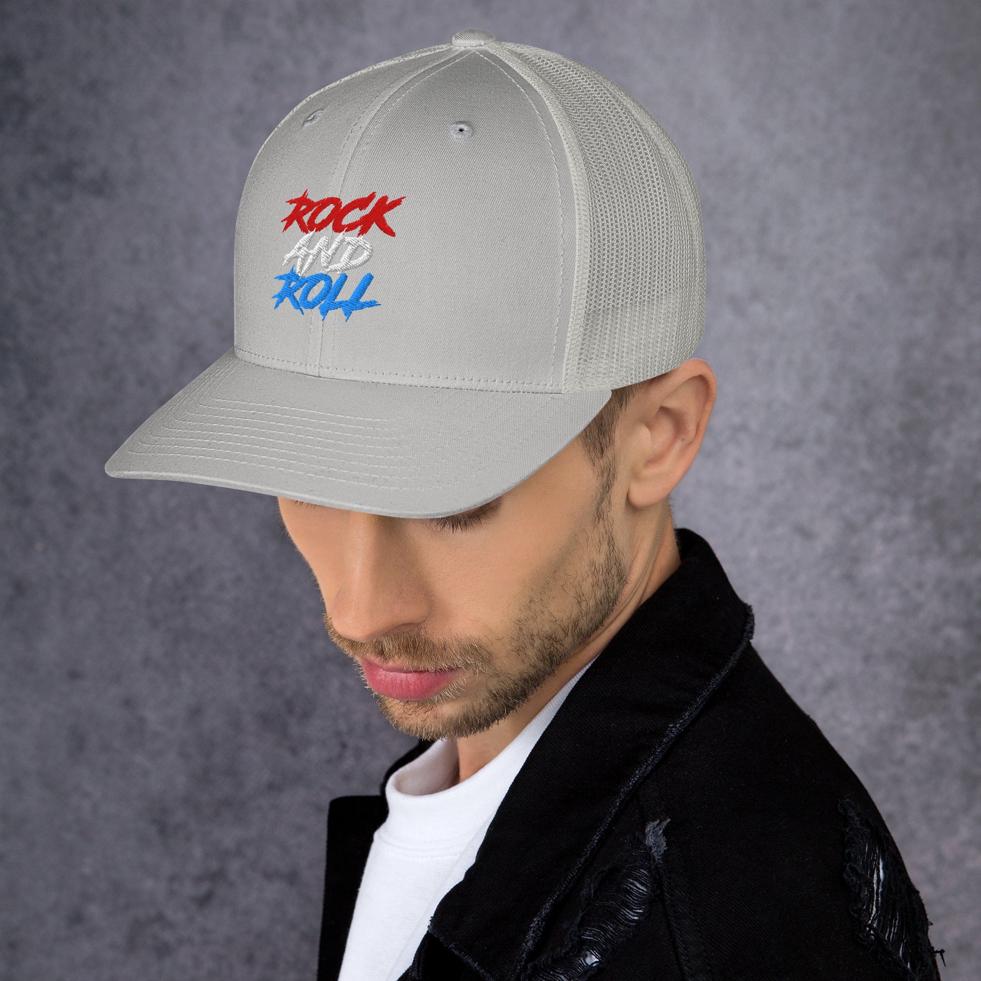 Foto di - Cappellino Ricamato unisex in cotone chino – Stile Streetwear visiera curva - Rock and Roll-Ricamati-Biiply