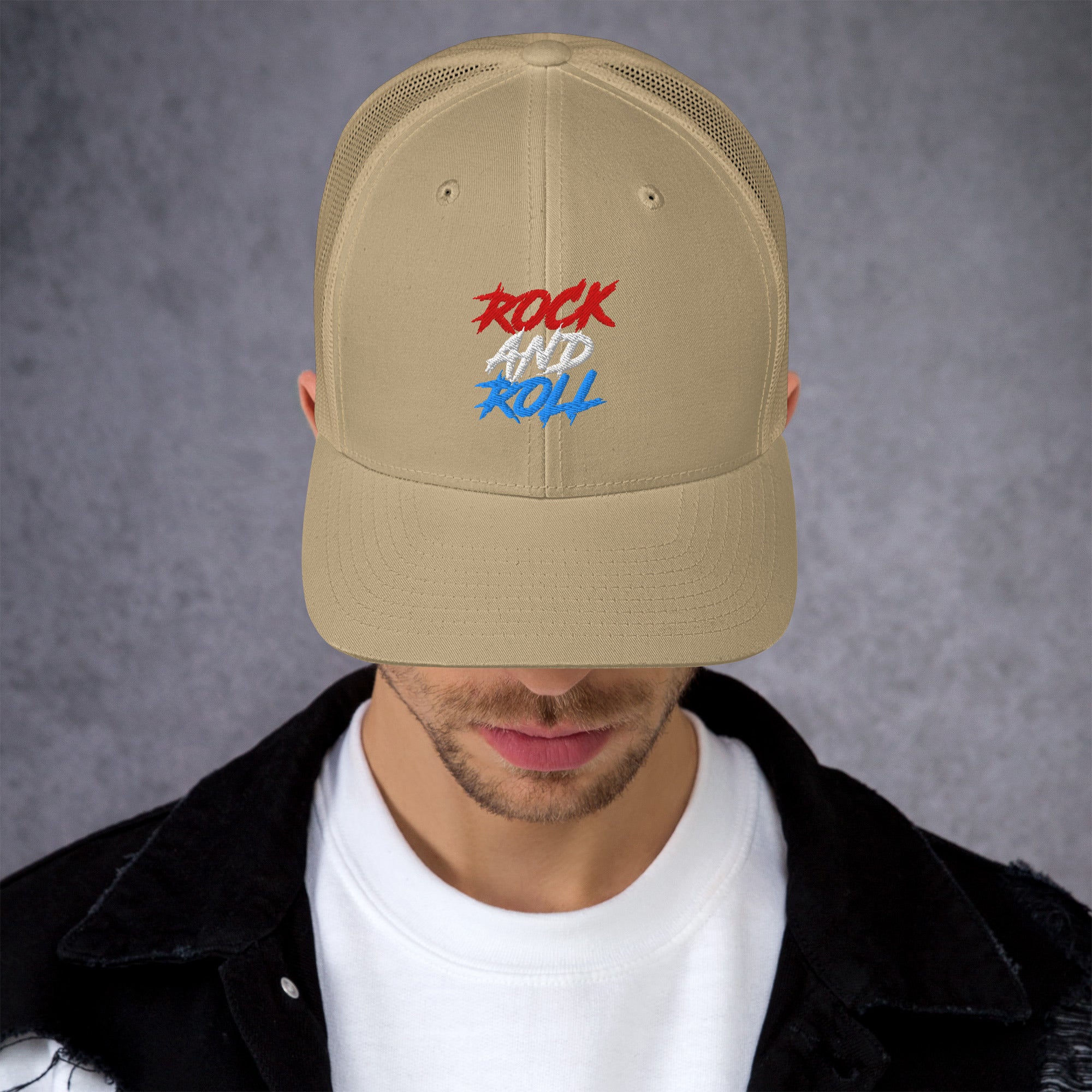 Foto di - Cappellino Ricamato unisex in cotone chino – Stile Streetwear visiera curva - Rock and Roll-Ricamati-Biiply