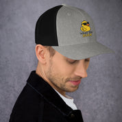 Foto di - Cappellino Ricamato unisex in cotone chino – Stile Streetwear visiera curva - What The DUCK-Ricamati-Biiply