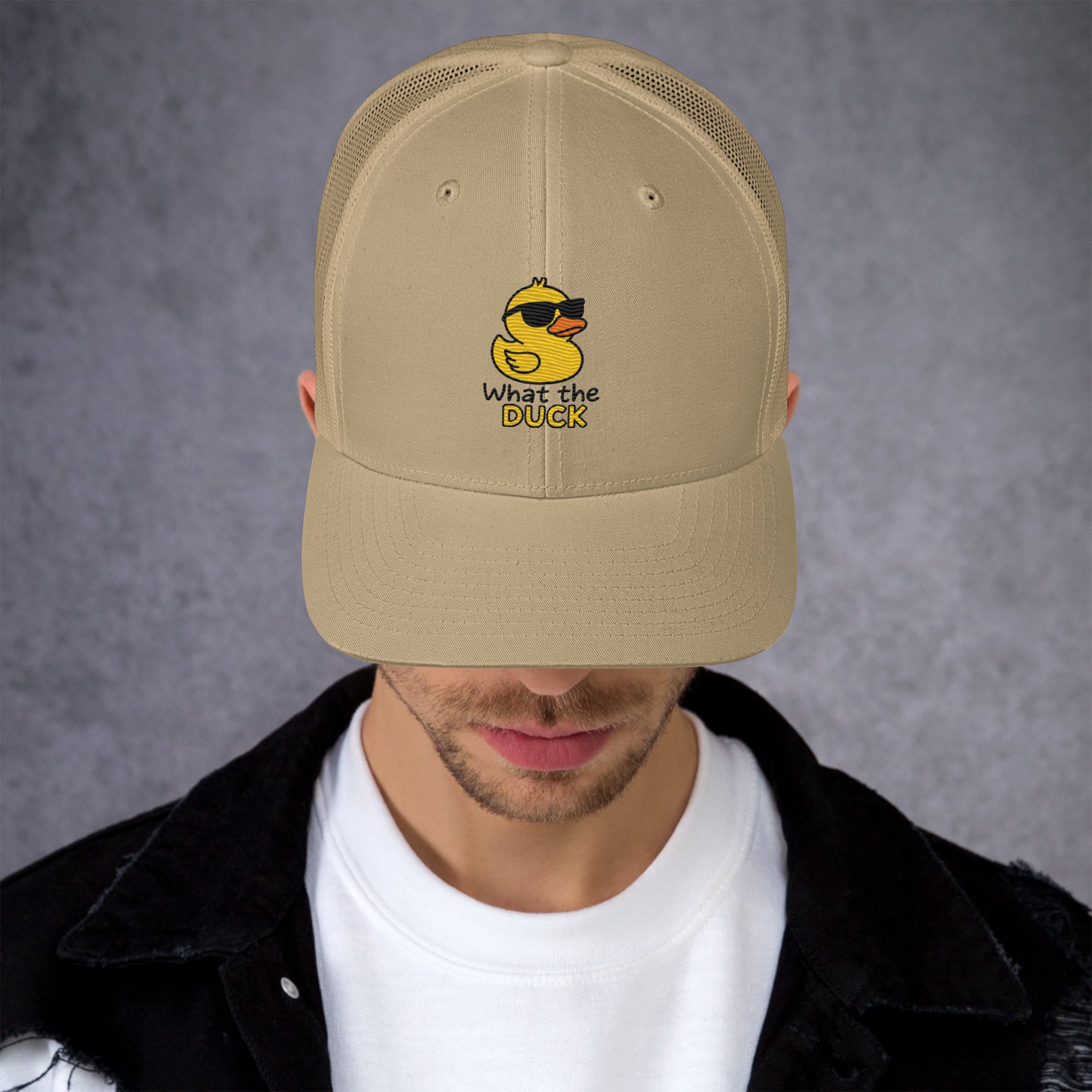 Foto di - Cappellino Ricamato unisex in cotone chino – Stile Streetwear visiera curva - What The DUCK-Ricamati-Biiply