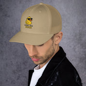 Foto di - Cappellino Ricamato unisex in cotone chino – Stile Streetwear visiera curva - What The DUCK-Ricamati-Biiply