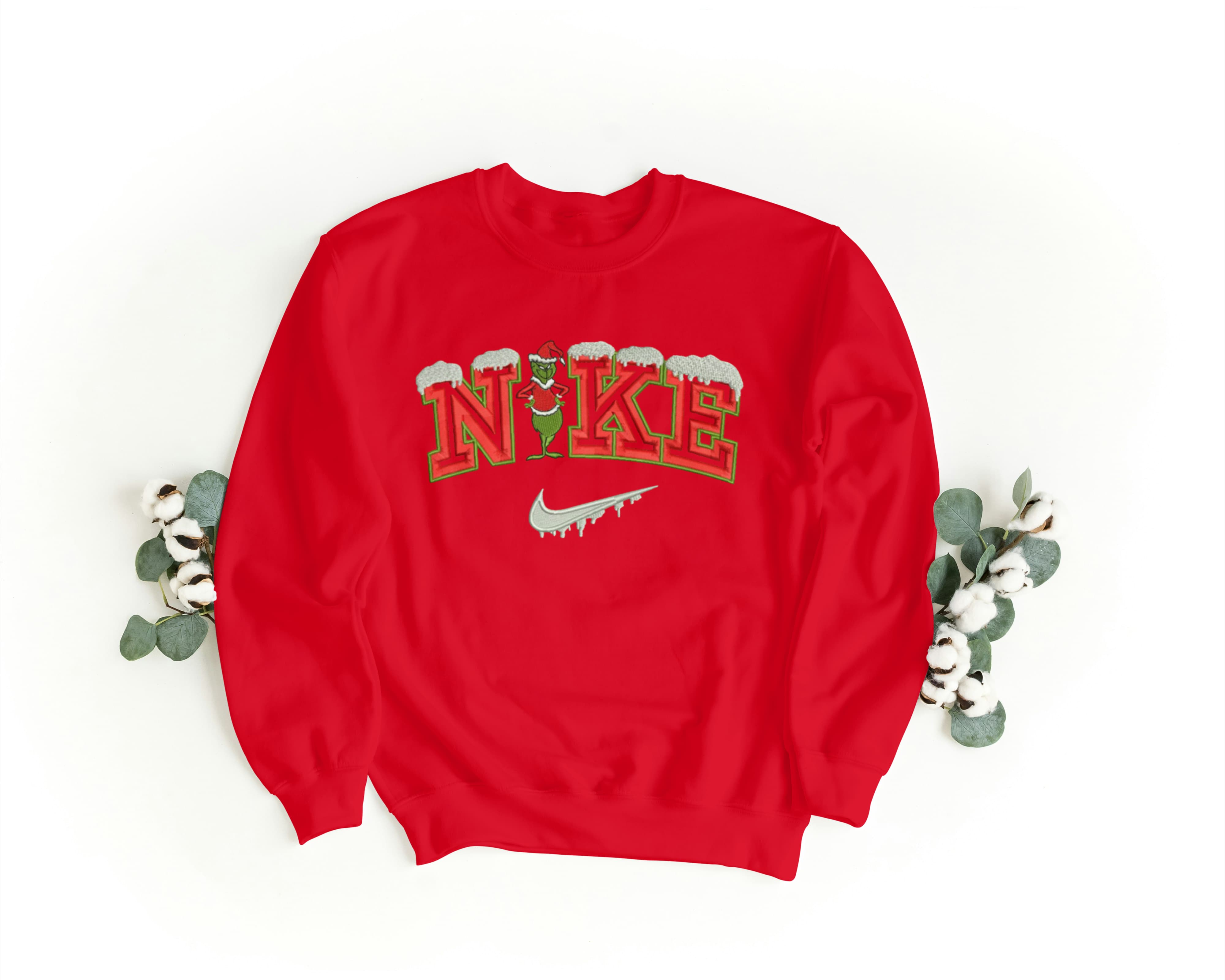 Foto di - Felpa Ricamata Unisex – Morbida – Stile Streetwear – Nike Grinch-Ricamati-Biiply