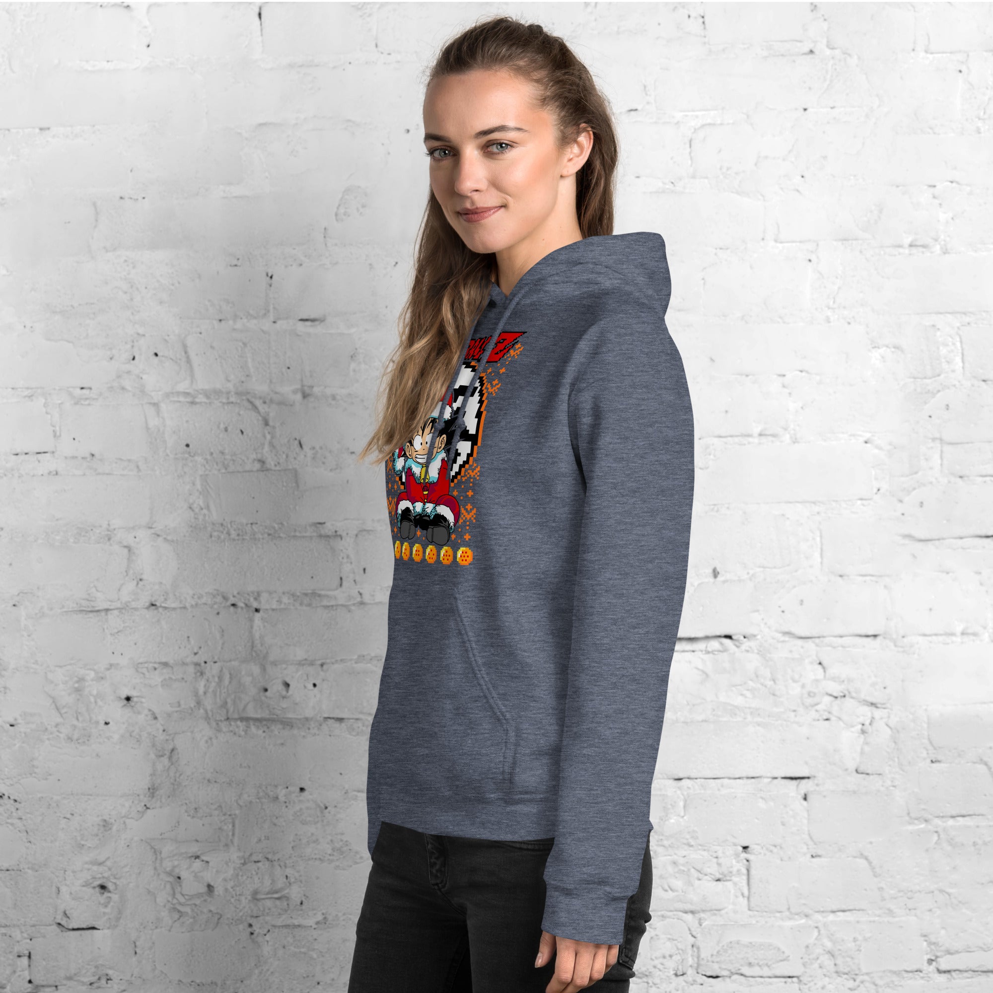 Foto di - Felpa stampata Unisex – Morbida con Cappuccio e Tasca Frontale – Stile Streetwear – Baby Goku Versione Natalizia-DTG-Biiply