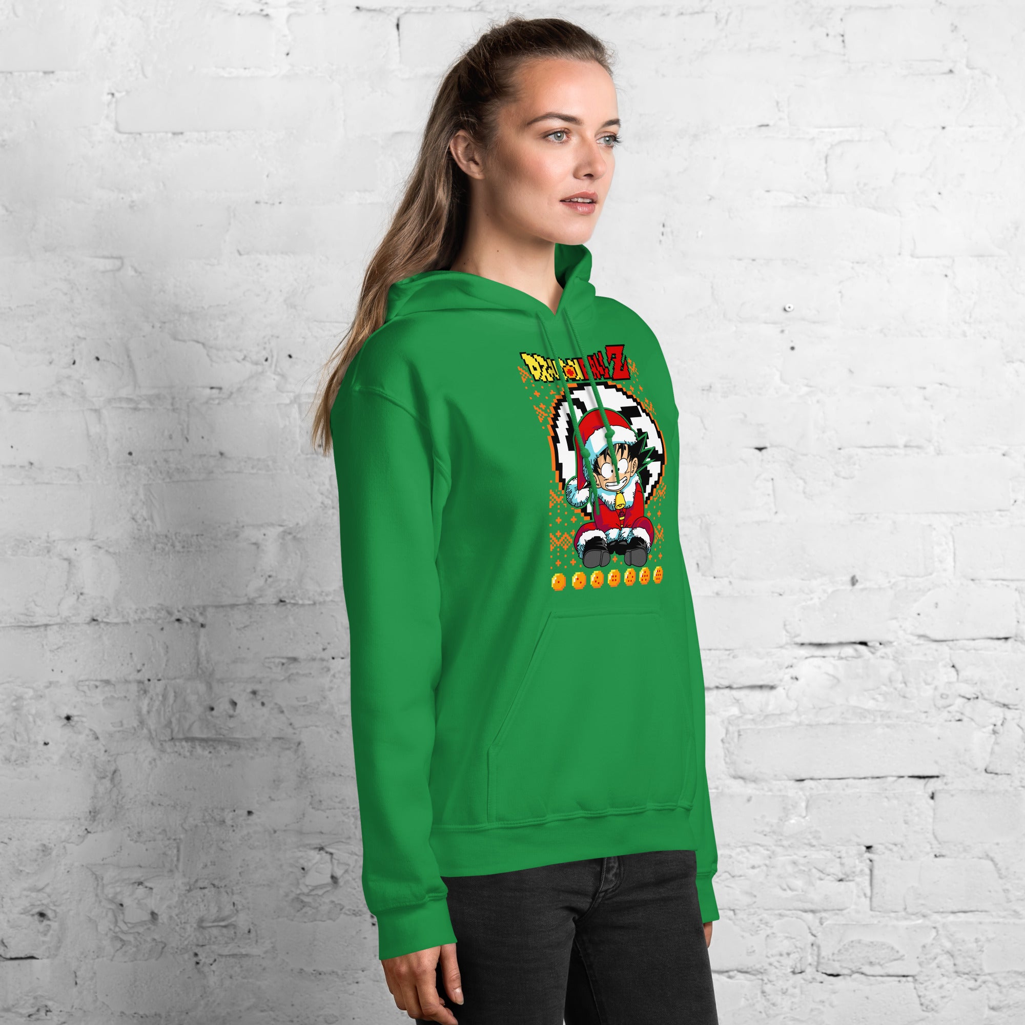 Foto di - Felpa stampata Unisex – Morbida con Cappuccio e Tasca Frontale – Stile Streetwear – Baby Goku Versione Natalizia-DTG-Biiply