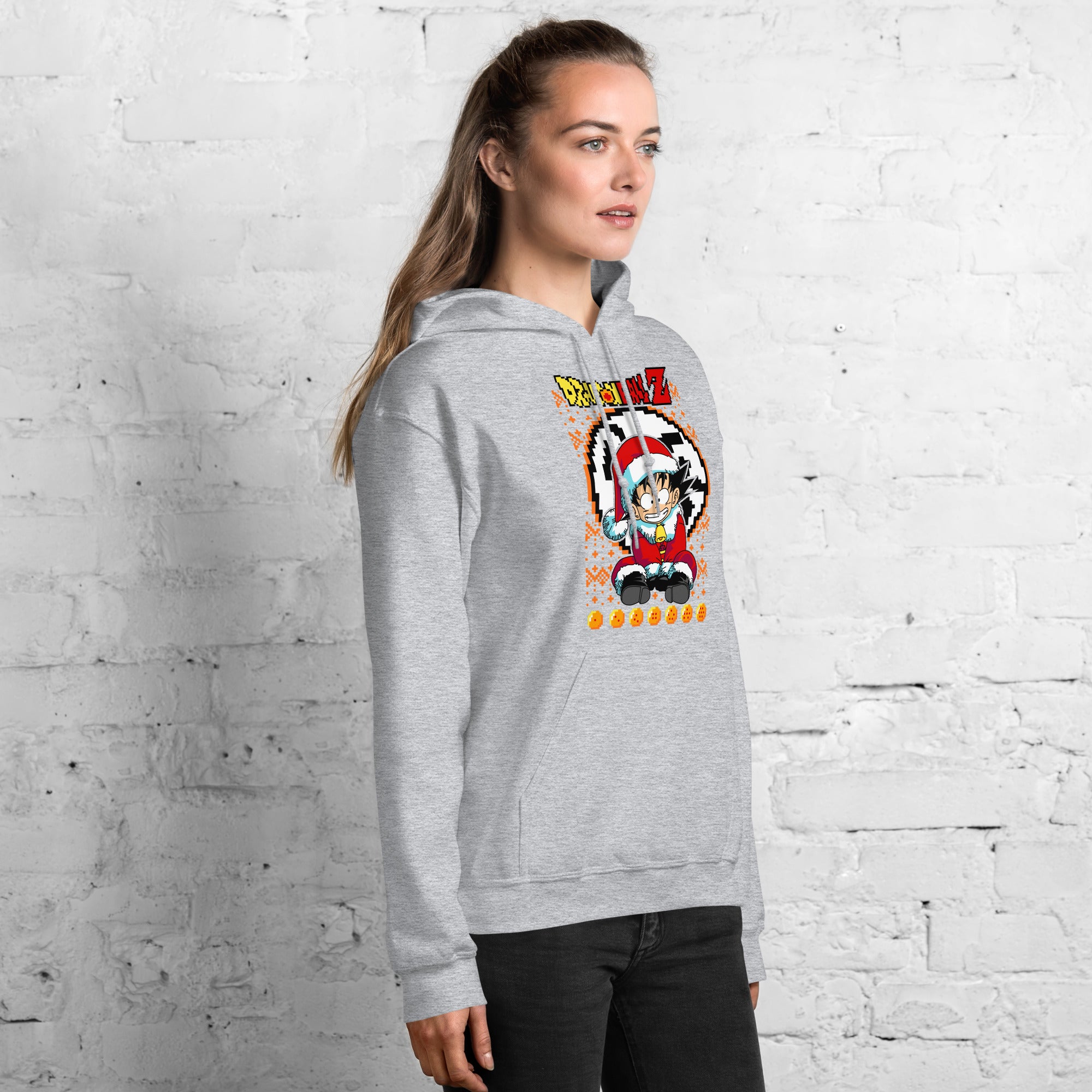 Foto di - Felpa stampata Unisex – Morbida con Cappuccio e Tasca Frontale – Stile Streetwear – Baby Goku Versione Natalizia-DTG-Biiply