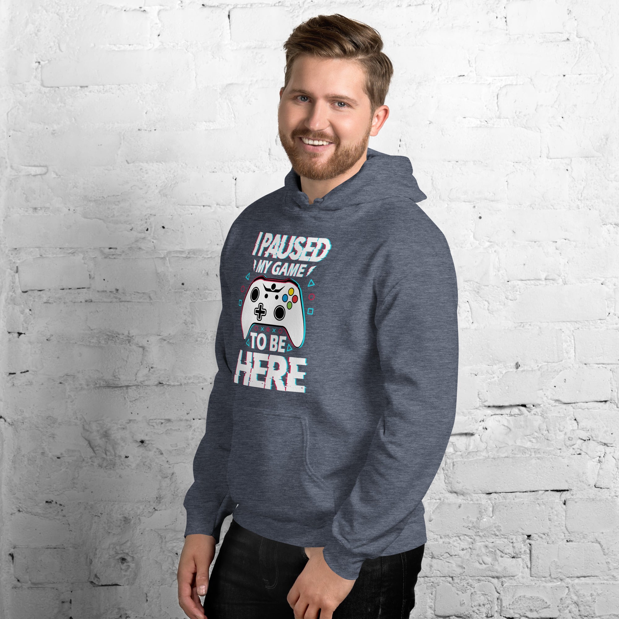 Foto di - Felpa stampata Unisex – Morbida con Cappuccio e Tasca Frontale – Stile Streetwear – I Paused My Game To Be Here-DTG-Biiply