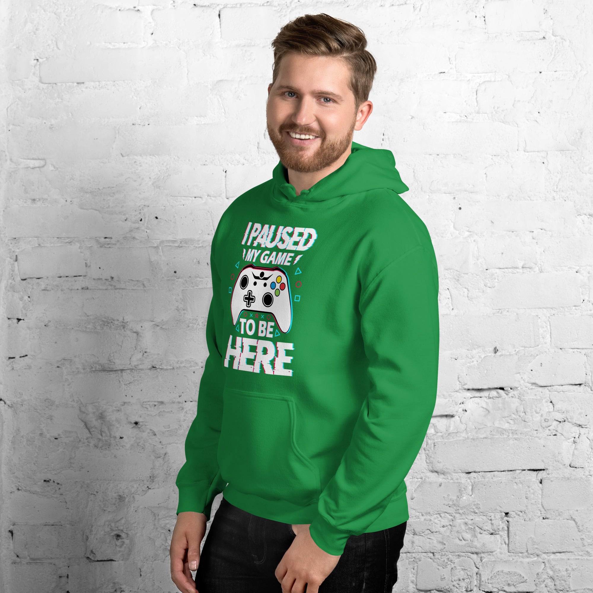 Foto di - Felpa stampata Unisex – Morbida con Cappuccio e Tasca Frontale – Stile Streetwear – I Paused My Game To Be Here-DTG-Biiply
