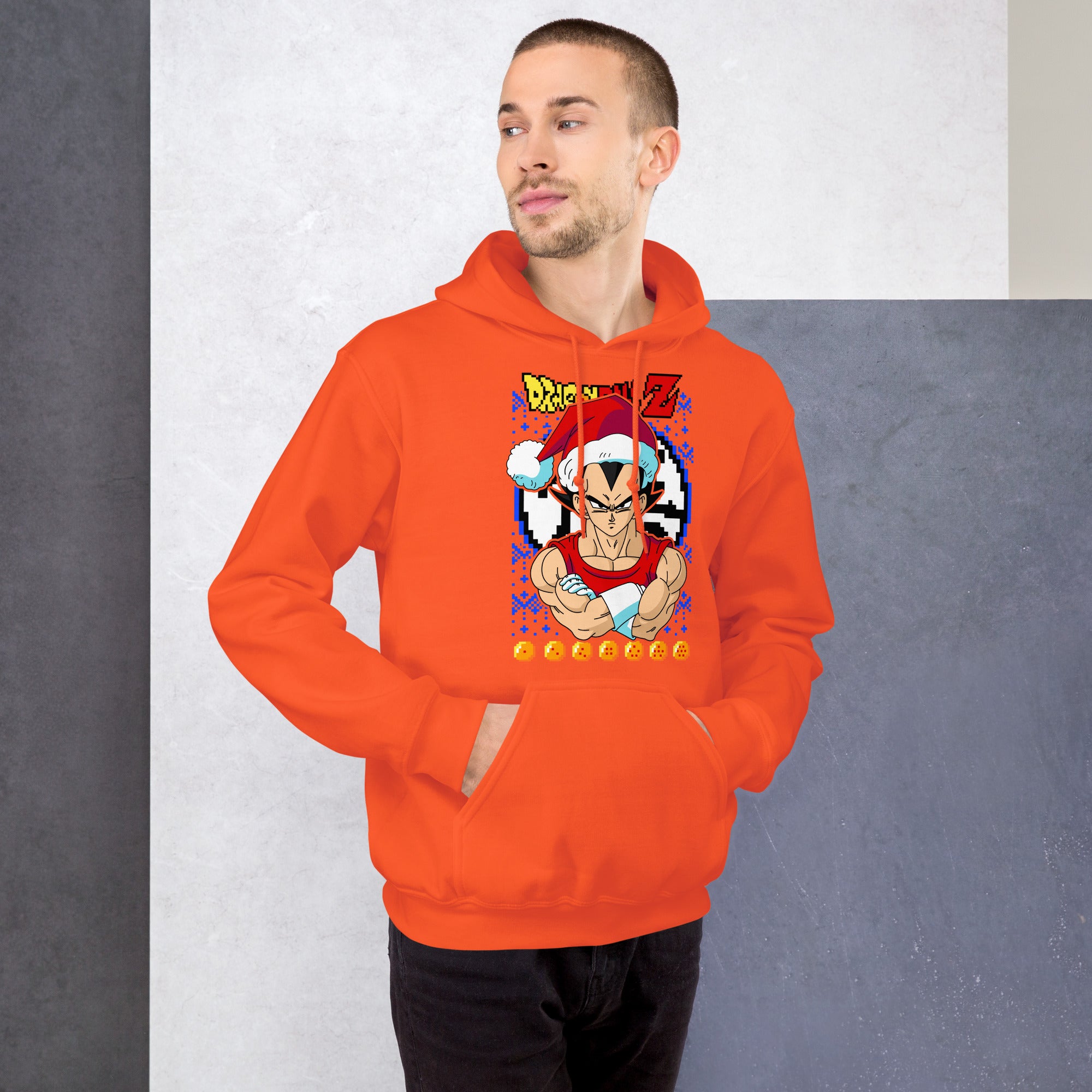 Foto di - Felpa stampata Unisex – Morbida con Cappuccio e Tasca Frontale – Stile Streetwear – Vegeta versione Natalizia-DTG-Biiply