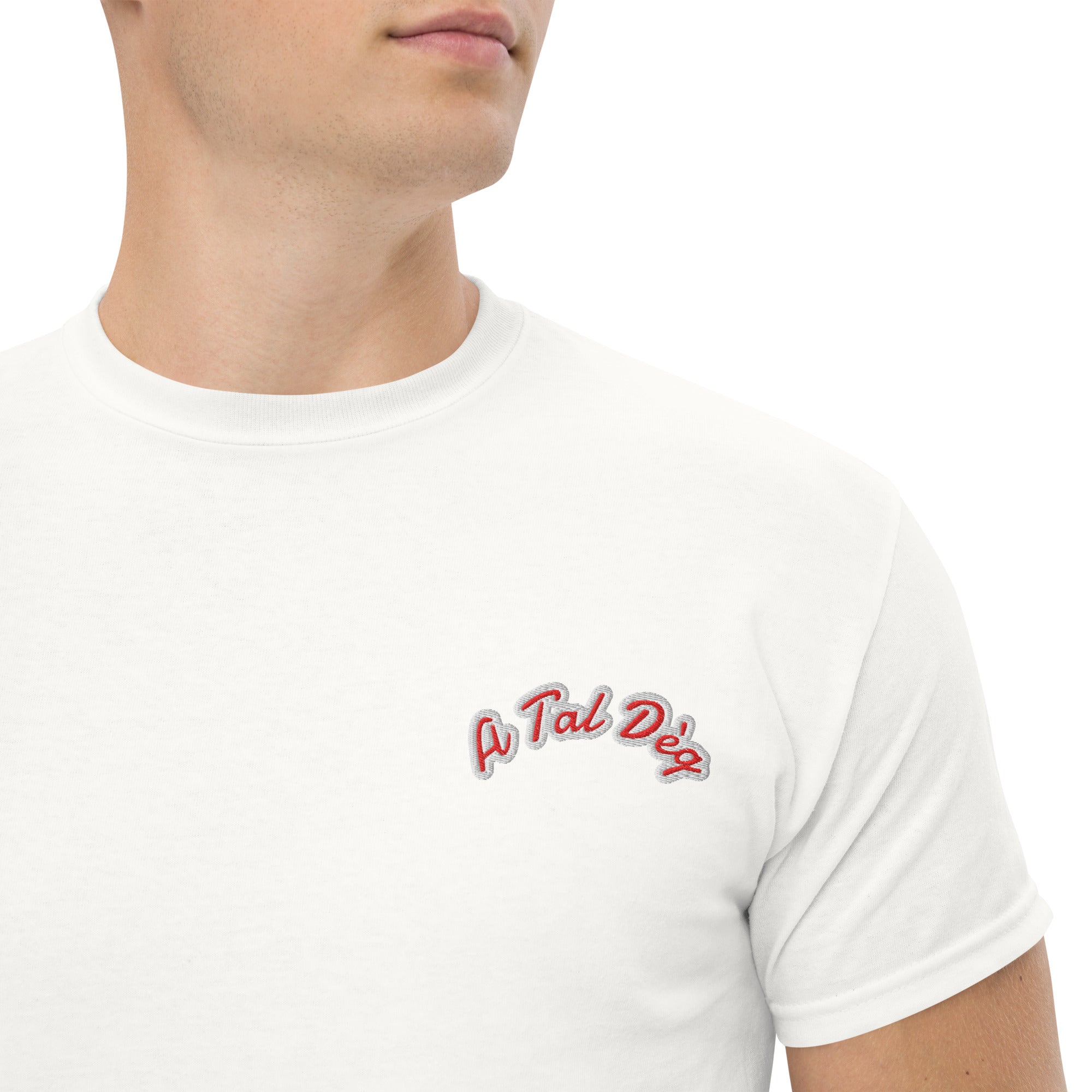 Foto di - T-shirt Ricamata Unisex – 100% Cotone – Stile Streetwear e Confortevole – A Tal Dèg-Ricamati-Biiply