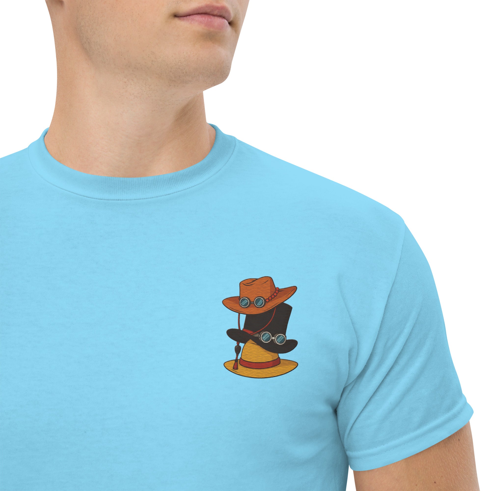 Foto di - T-shirt Ricamata Unisex – 100% Cotone – Stile Streetwear e Confortevole – Cappelli dei Pirati-Ricamati-Biiply