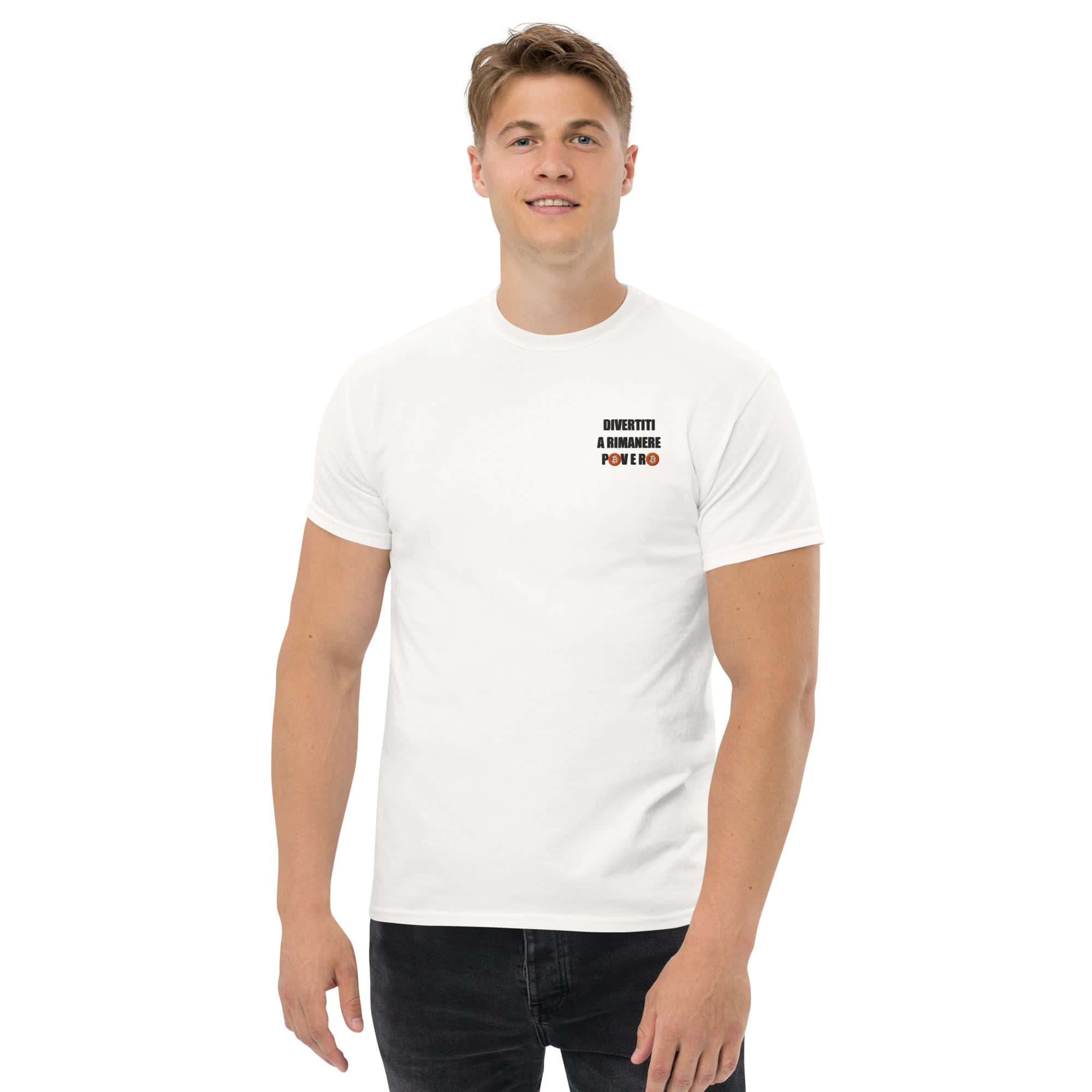 Foto di - T-shirt Ricamata Unisex – 100% Cotone – Stile Streetwear e Confortevole – Divertiti a Rimanere Povero BTC-Ricamati-Biiply