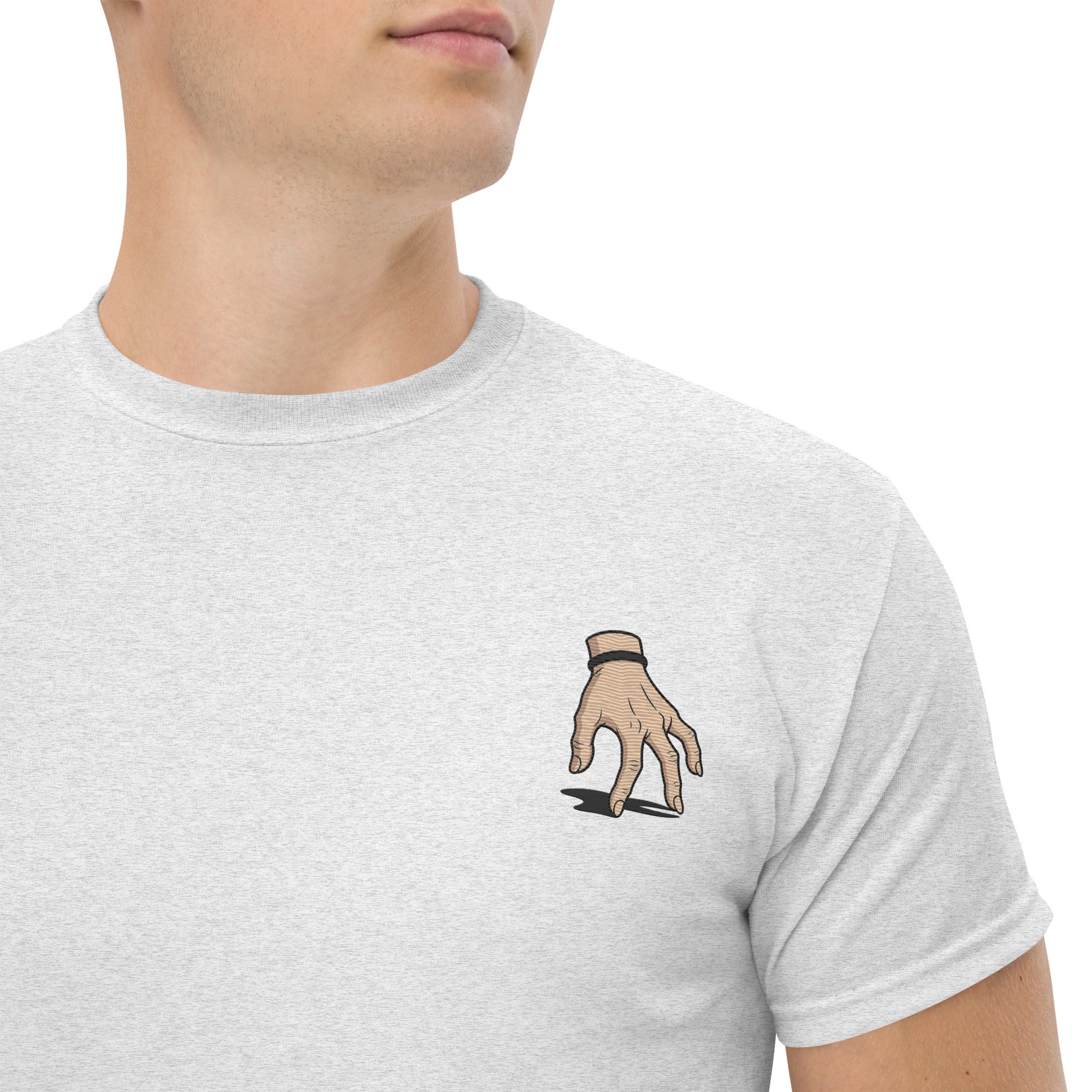 Foto di - T-shirt Ricamata Unisex – 100% Cotone – Stile Streetwear e Confortevole - Mano-Ricamati-Biiply