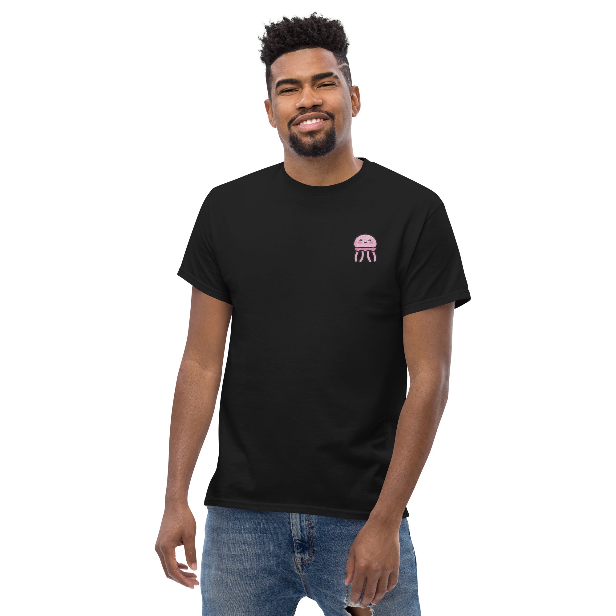 Foto di - T-shirt Ricamata Unisex – 100% Cotone – Stile Streetwear e Confortevole – Medusa Felice-Ricamati-Biiply