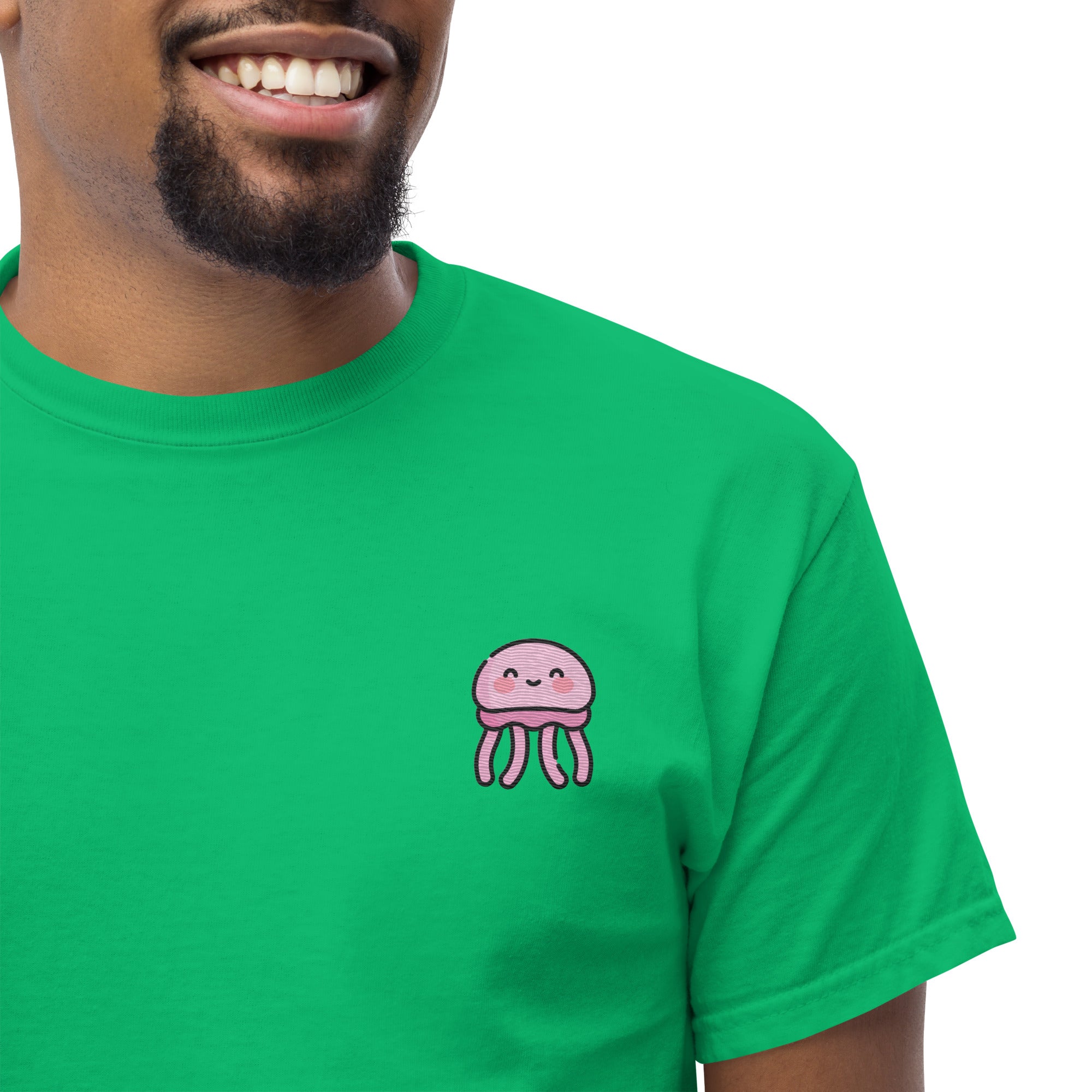 Foto di - T-shirt Ricamata Unisex – 100% Cotone – Stile Streetwear e Confortevole – Medusa Felice-Ricamati-Biiply