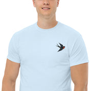 Foto di - T-shirt Ricamata Unisex – 100% Cotone – Stile Streetwear e Confortevole – Rondine-Ricamati-Biiply