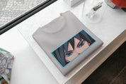 Foto di - T-shirt Ricamata Unisex – 100% Cotone – Stile Streetwear e Confortevole – Sguardo Personaggio anime Giyu Tomioka-Ricamati-Biiply