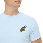 Foto di - T-shirt Ricamata Unisex – 100% Cotone – Stile Streetwear e Confortevole – Tartaruga-Ricamati-Biiply