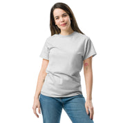 Foto di - T-shirt Stampata Posterione Unisex – 100% Cotone – Stile Streetwear e Confortevole – Brisa Fer L'esen-DTG-Biiply
