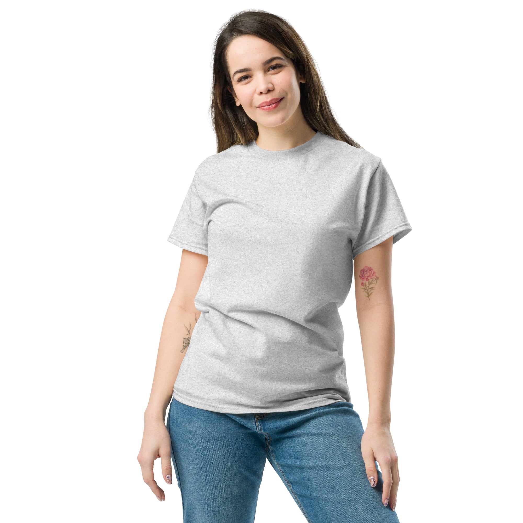 Foto di - T-shirt Stampata Posteriore Unisex – 100% Cotone – Stile Streetwear e Confortevole – Cucchiaio con Tortellino-DTG-Biiply