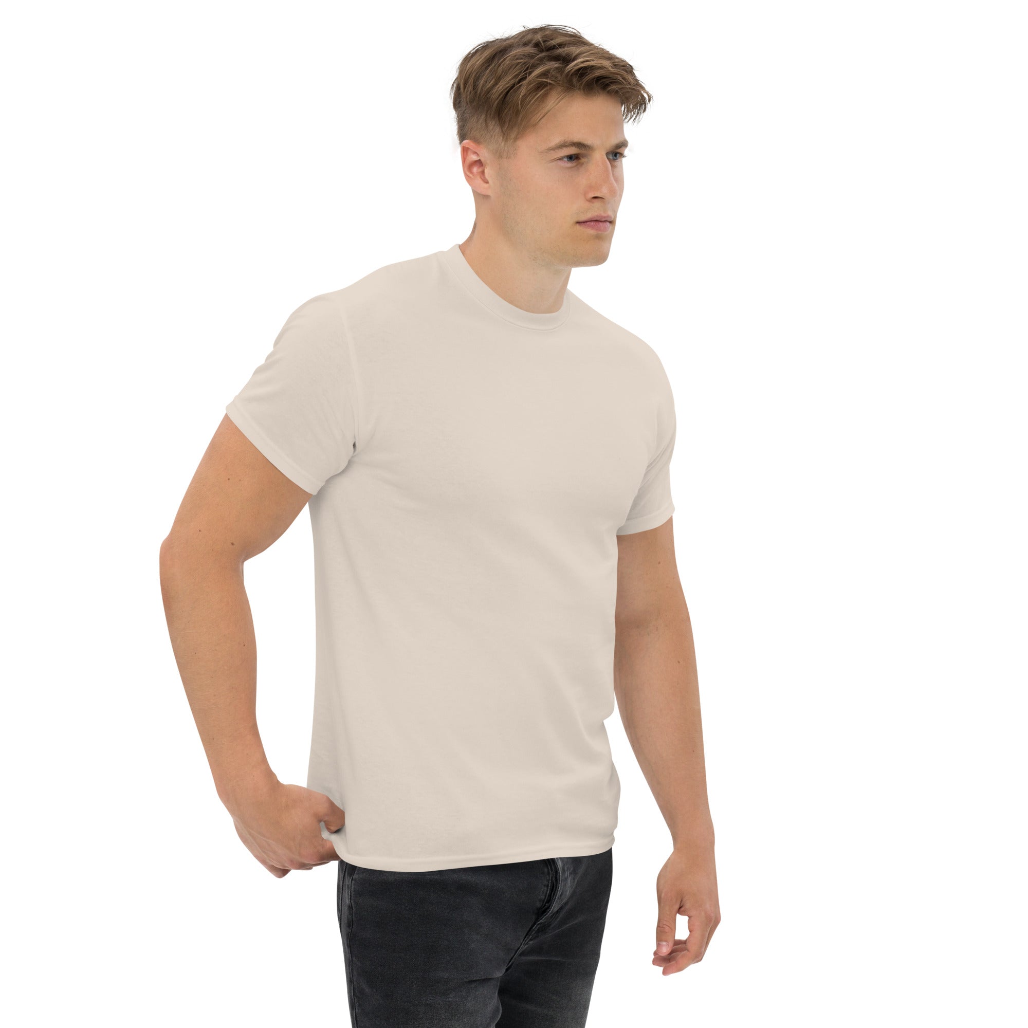 Foto di - T-shirt Stampata Posteriore Unisex – 100% Cotone – Stile Streetwear e Confortevole – Man Basic-DTG-Biiply