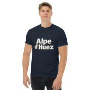 Foto di - T-shirt Stampata Unisex – 100% Cotone – Stile Streetwear e Confortevole – Alpe d'Huez-DTG-Biiply