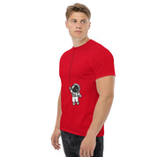 Foto di - T-shirt Stampata Unisex – 100% Cotone – Stile Streetwear e Confortevole – Astronauta Appeso-DTG-Biiply