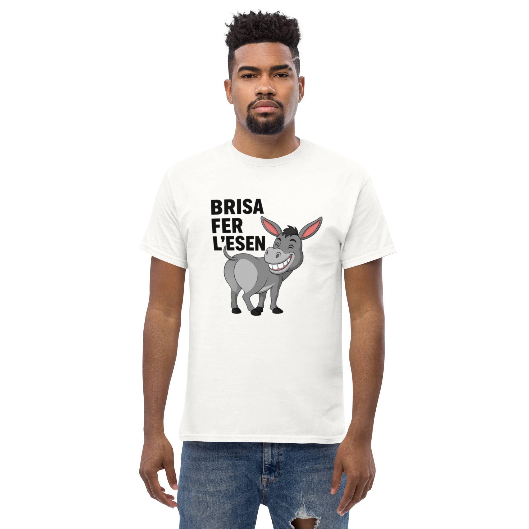 Foto di - T-shirt Stampata Unisex – 100% Cotone – Stile Streetwear e Confortevole – Brisa Fer L'esen-DTG-Biiply