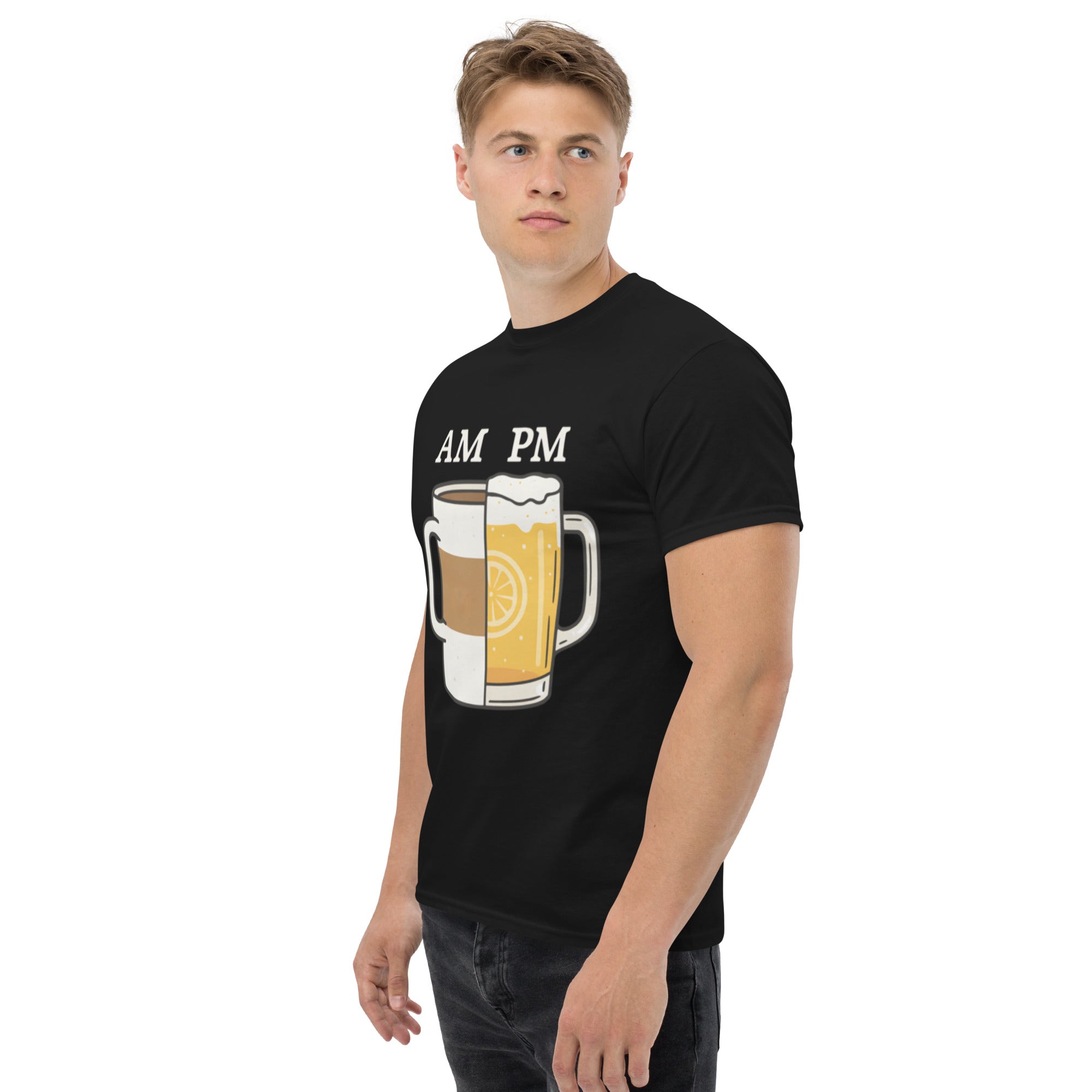 Foto di - T-shirt Stampata Unisex – 100% Cotone – Stile Streetwear e Confortevole – Caffè A.M Birra P.M-DTG-Biiply