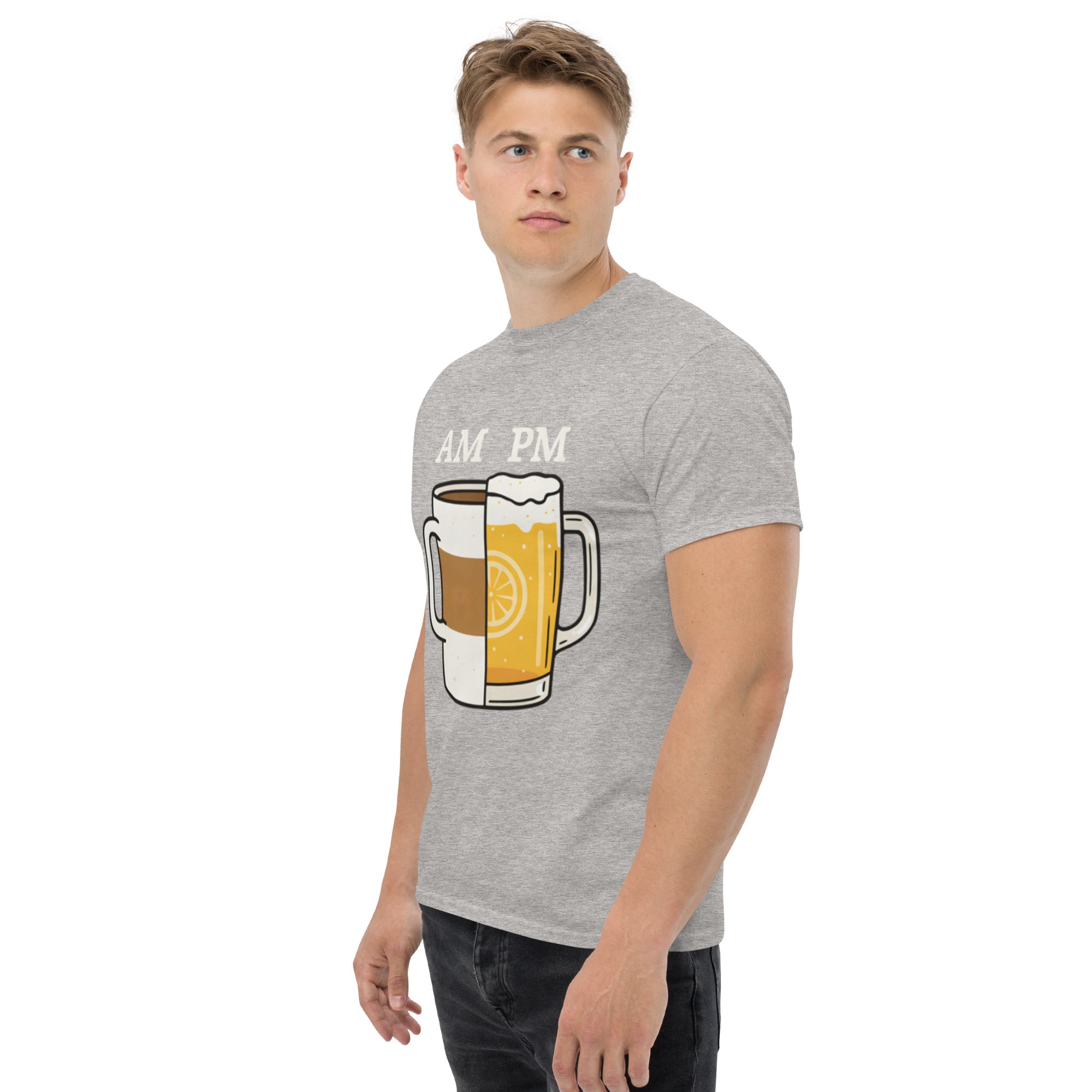 Foto di - T-shirt Stampata Unisex – 100% Cotone – Stile Streetwear e Confortevole – Caffè A.M Birra P.M-DTG-Biiply