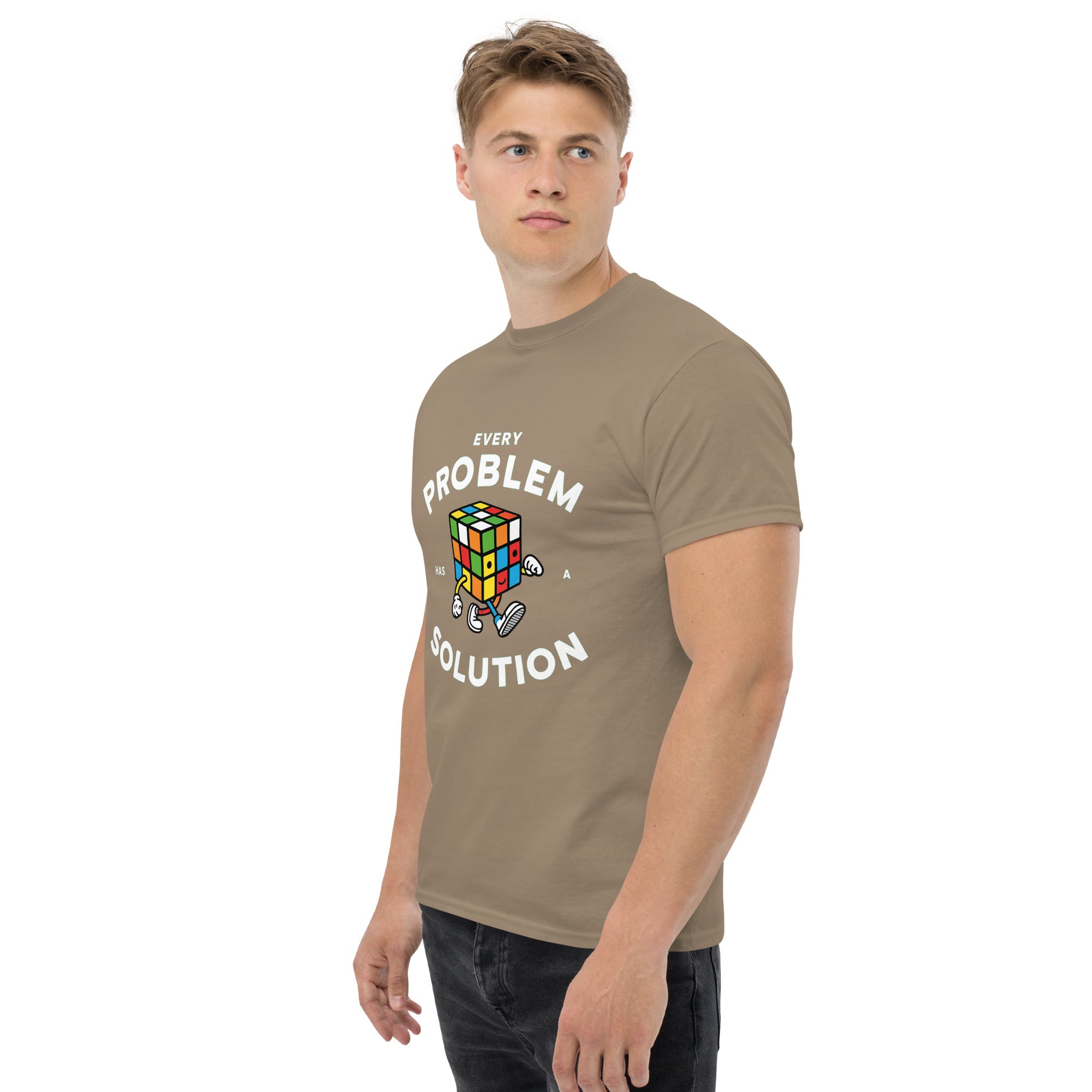Foto di - T-shirt Stampata Unisex – 100% Cotone – Stile Streetwear e Confortevole – Every Problem Has a Solution-DTG-Biiply