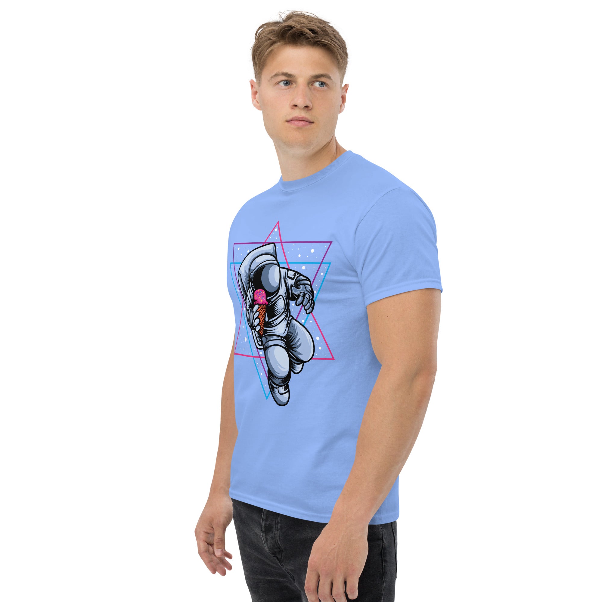 Foto di - T-shirt Stampata Unisex – 100% Cotone – Stile Streetwear e Confortevole – Ice Cream on the space-DTG-Biiply