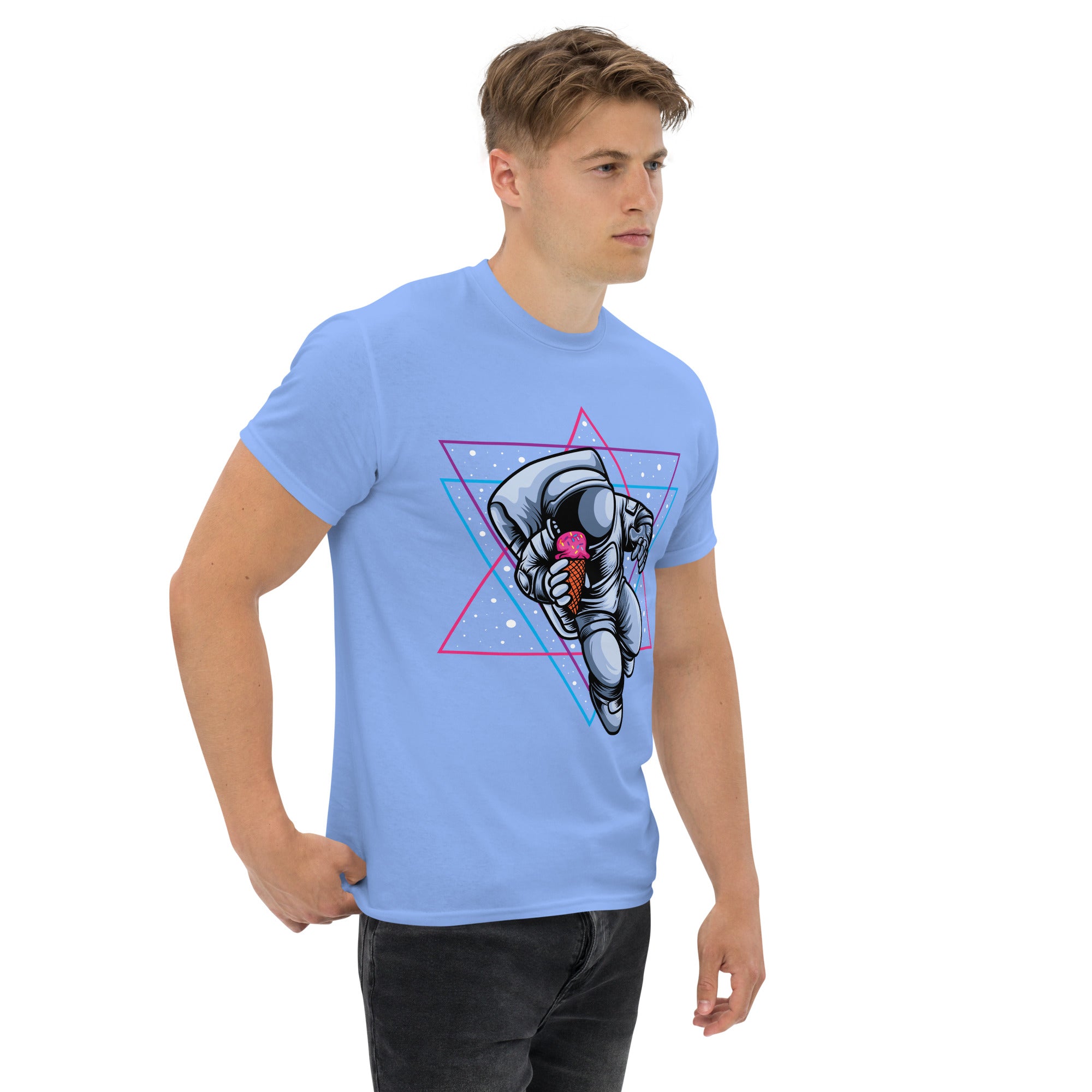 Foto di - T-shirt Stampata Unisex – 100% Cotone – Stile Streetwear e Confortevole – Ice Cream on the space-DTG-Biiply