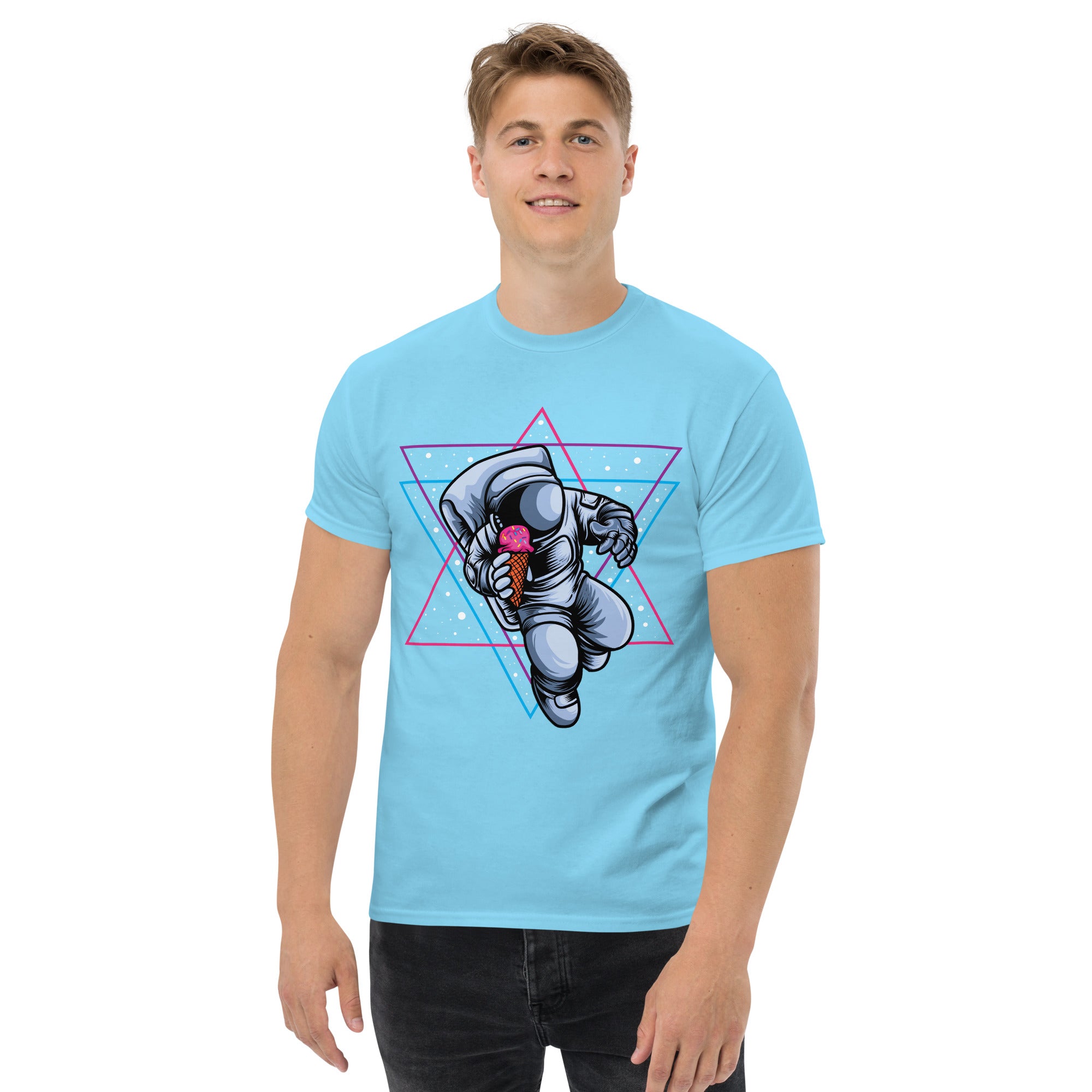 Foto di - T-shirt Stampata Unisex – 100% Cotone – Stile Streetwear e Confortevole – Ice Cream on the space-DTG-Biiply