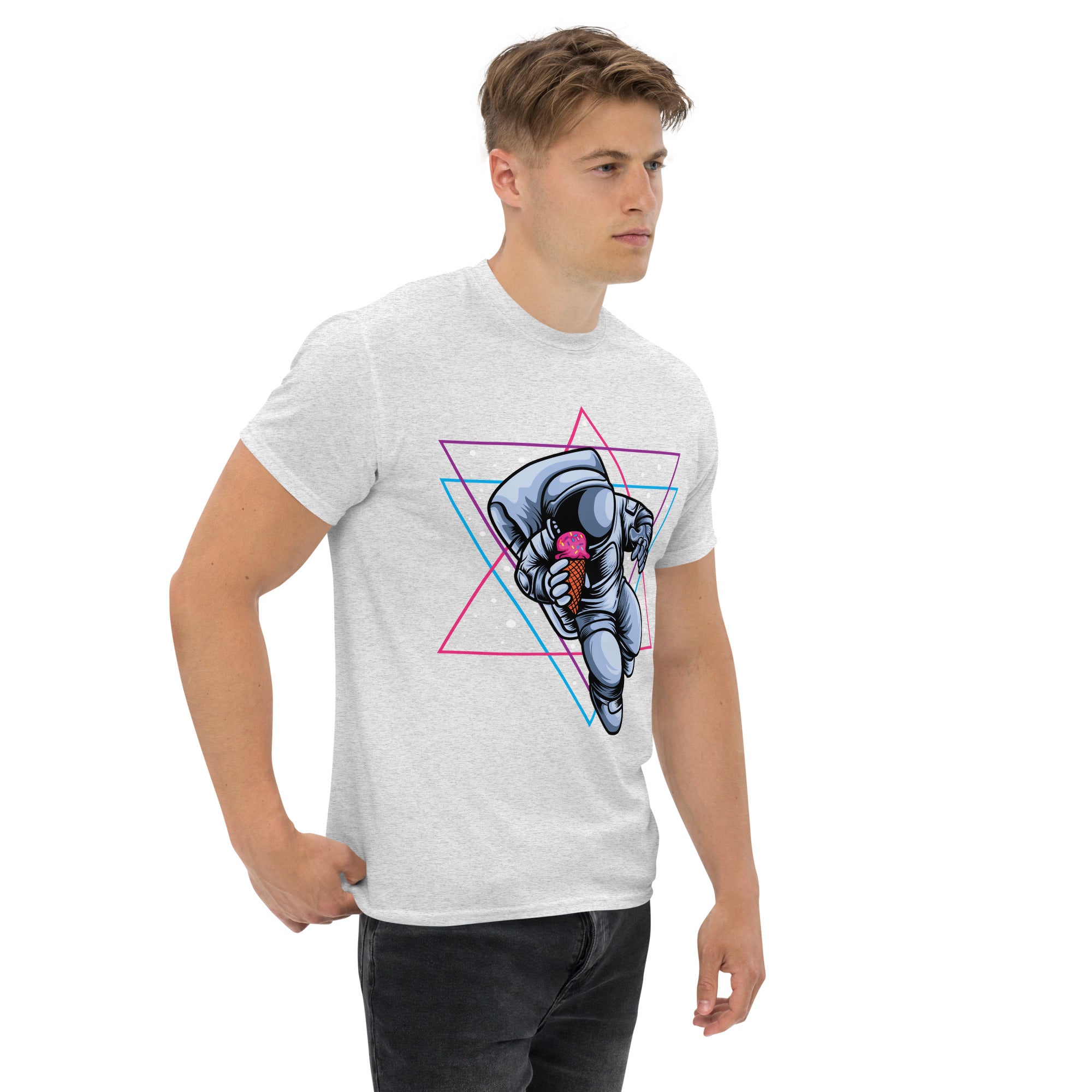 Foto di - T-shirt Stampata Unisex – 100% Cotone – Stile Streetwear e Confortevole – Ice Cream on the space-DTG-Biiply