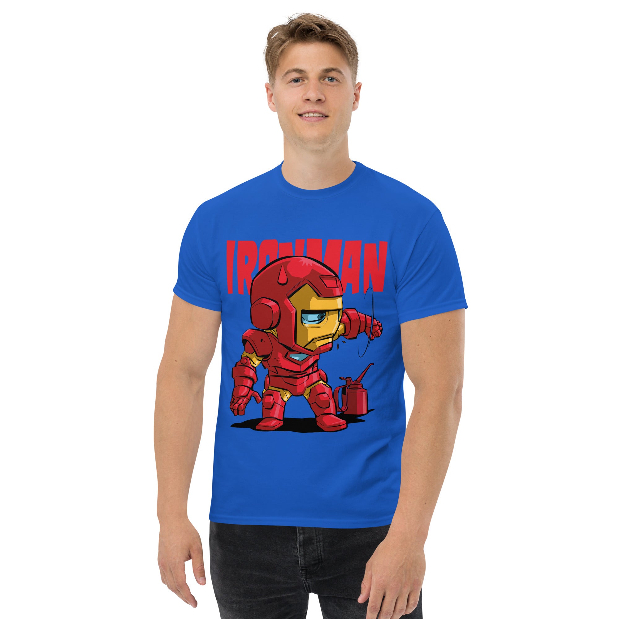 Foto di - T-shirt Stampata Unisex – 100% Cotone – Stile Streetwear e Confortevole – Ironman-DTG-Biiply