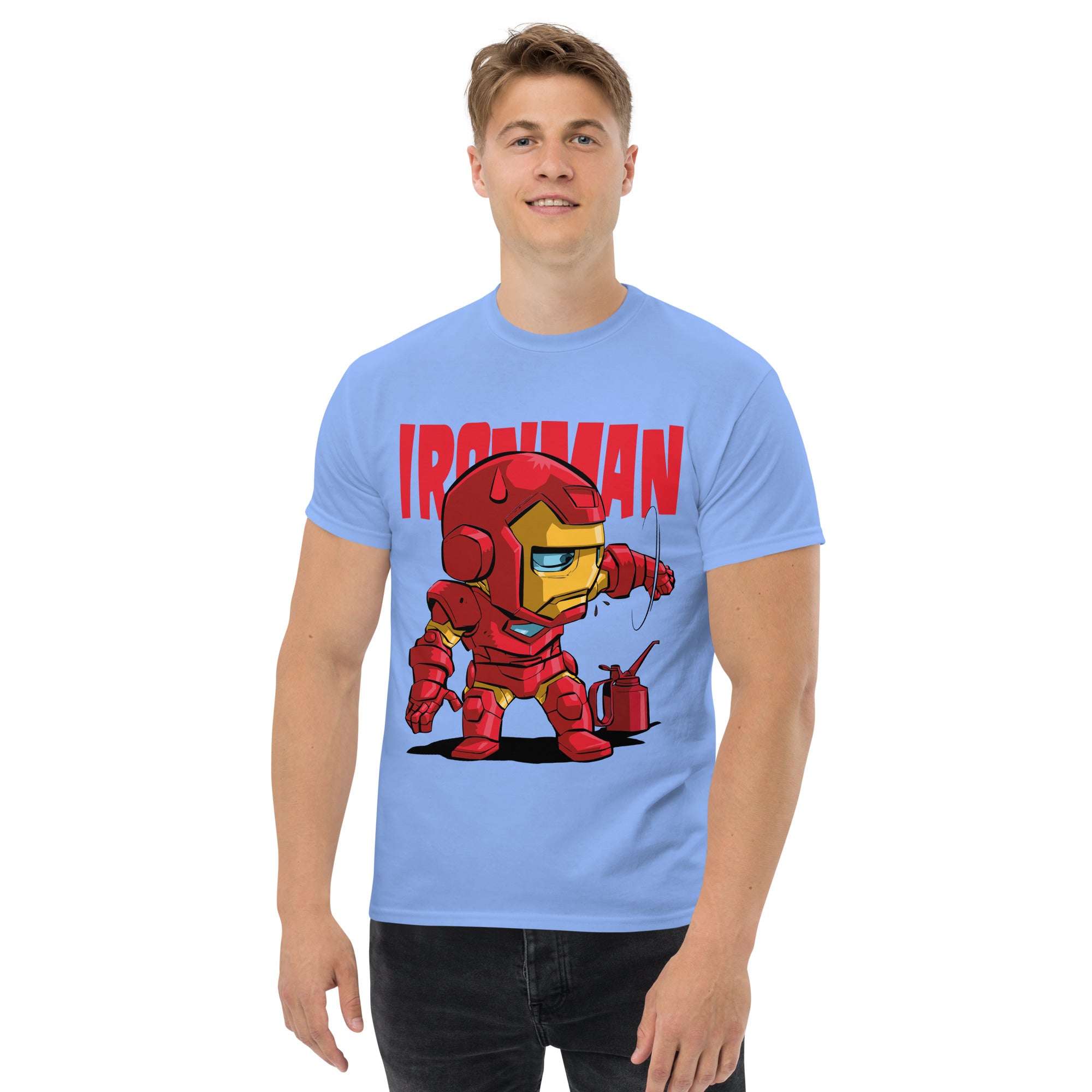 Foto di - T-shirt Stampata Unisex – 100% Cotone – Stile Streetwear e Confortevole – Ironman-DTG-Biiply