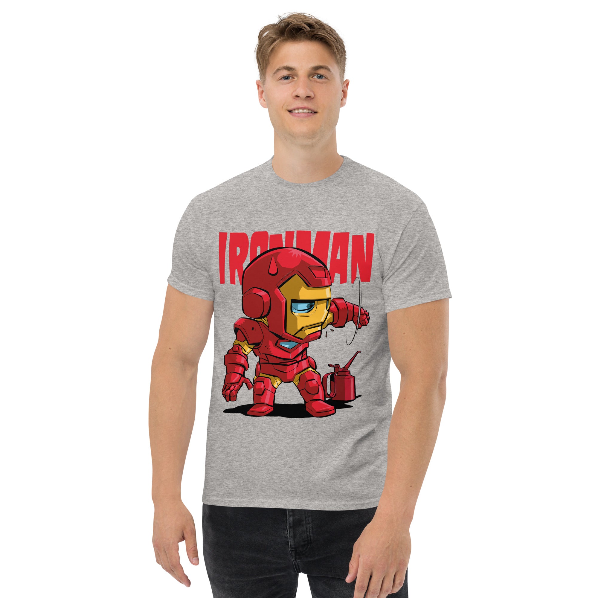 Foto di - T-shirt Stampata Unisex – 100% Cotone – Stile Streetwear e Confortevole – Ironman-DTG-Biiply