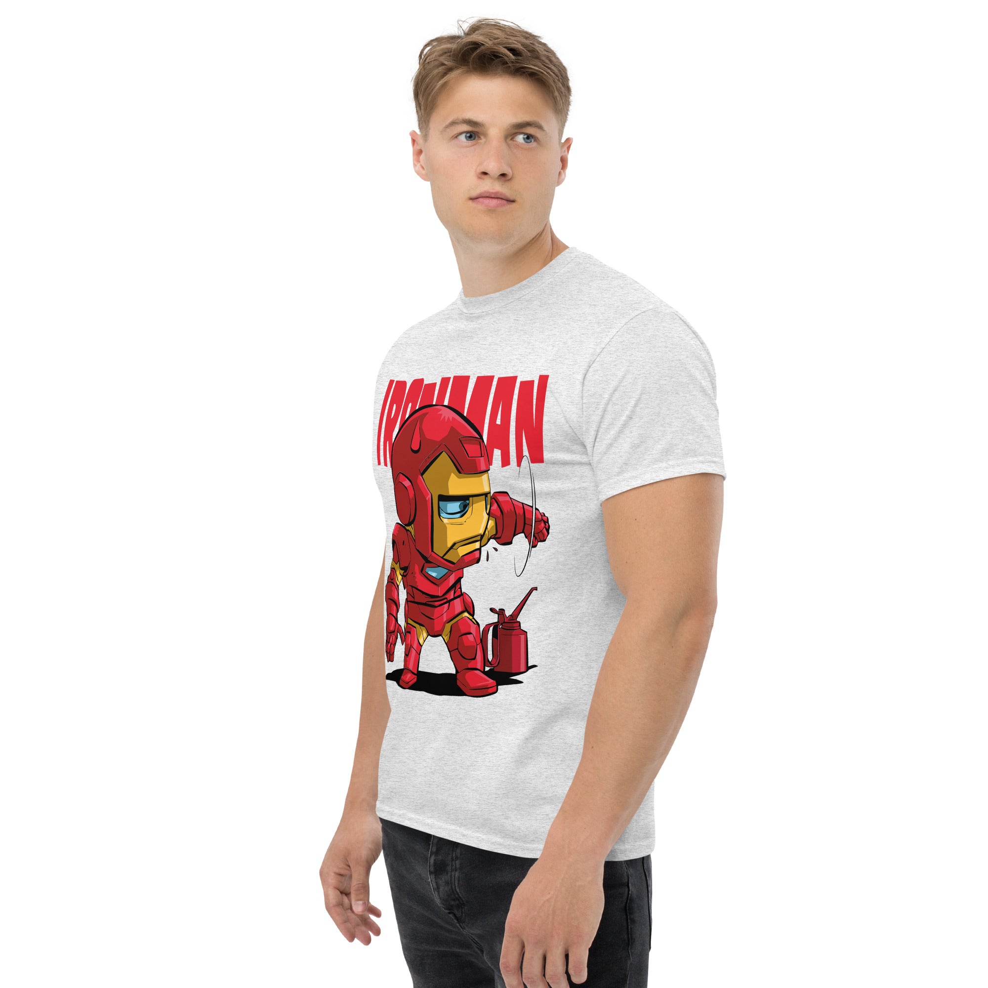 Foto di - T-shirt Stampata Unisex – 100% Cotone – Stile Streetwear e Confortevole – Ironman-DTG-Biiply