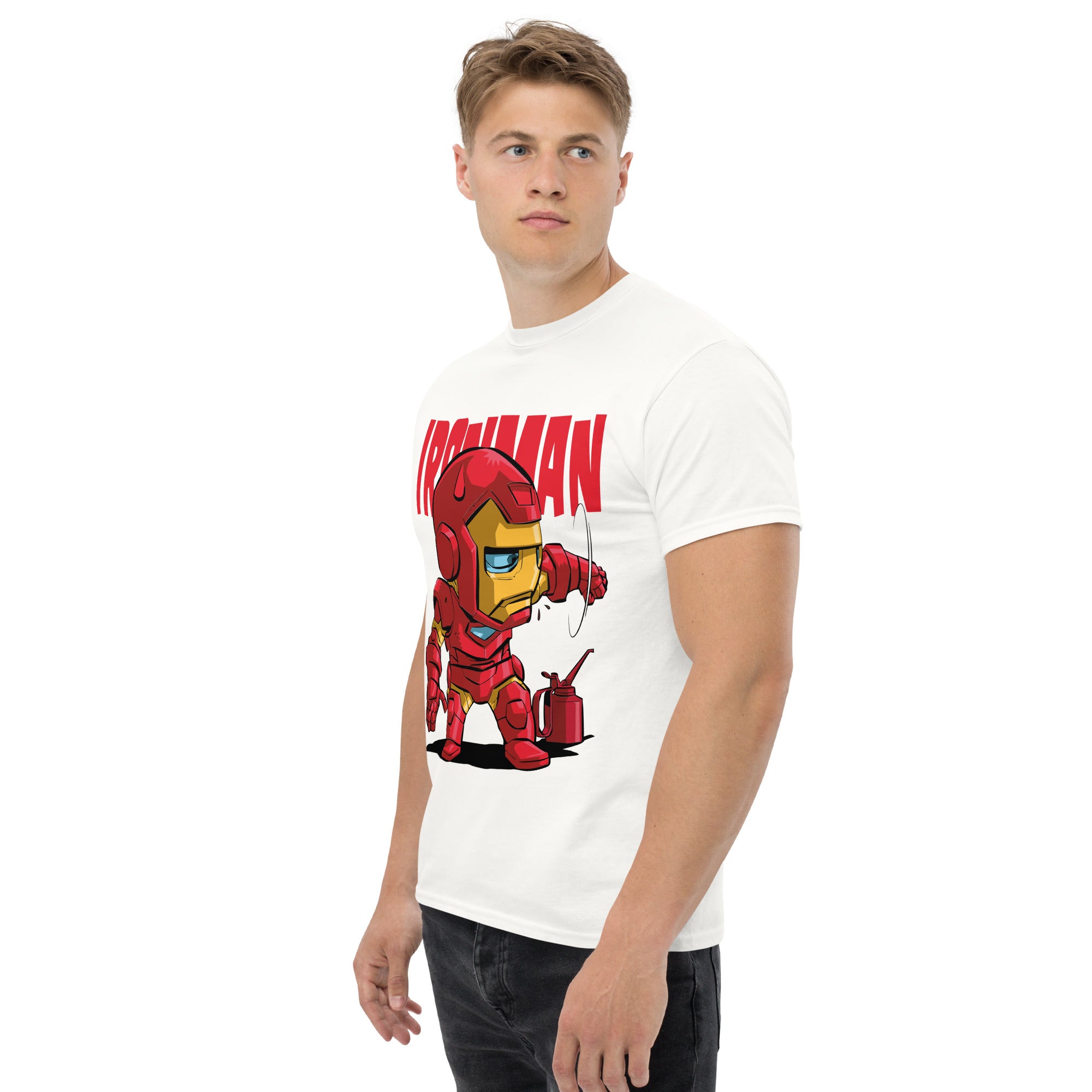 Foto di - T-shirt Stampata Unisex – 100% Cotone – Stile Streetwear e Confortevole – Ironman-DTG-Biiply