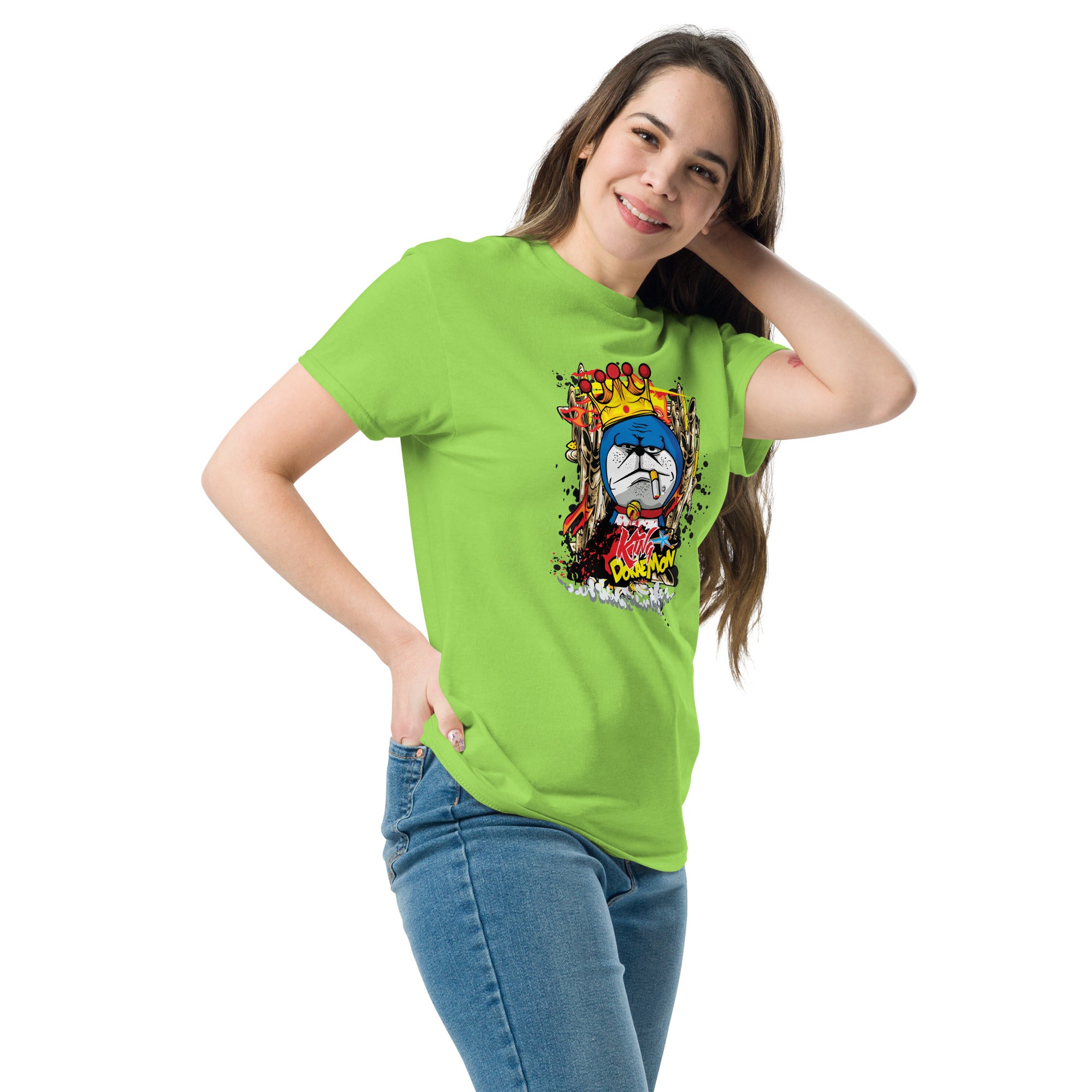 Foto di - T-shirt Stampata Unisex – 100% Cotone – Stile Streetwear e Confortevole – King Smoke Doraemon-DTG-Biiply